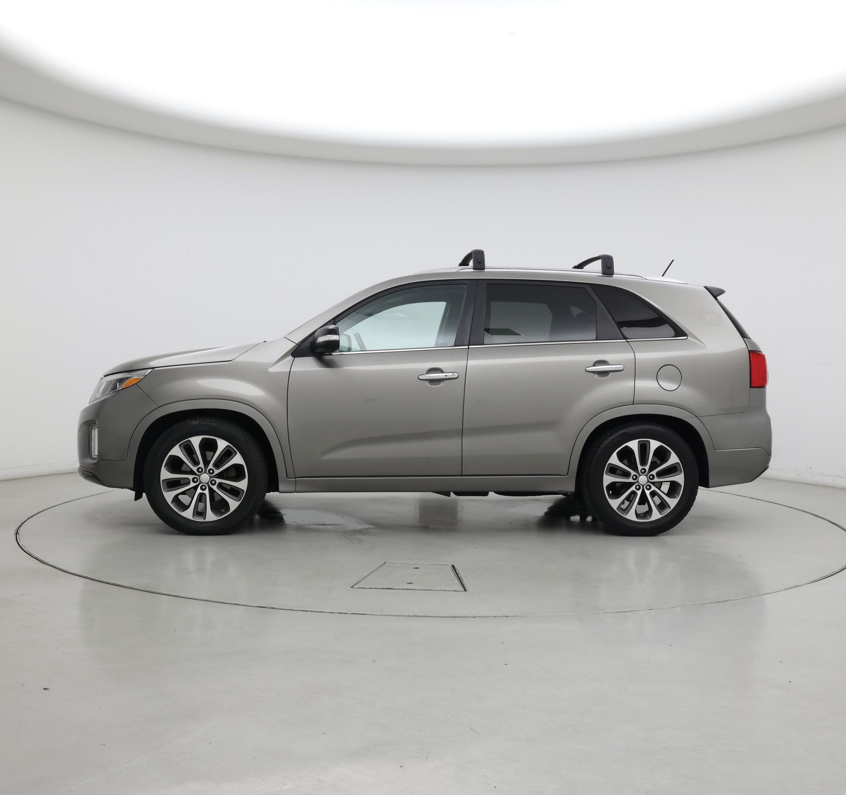 Thumbnail: 2014 Kia Sorento - 3