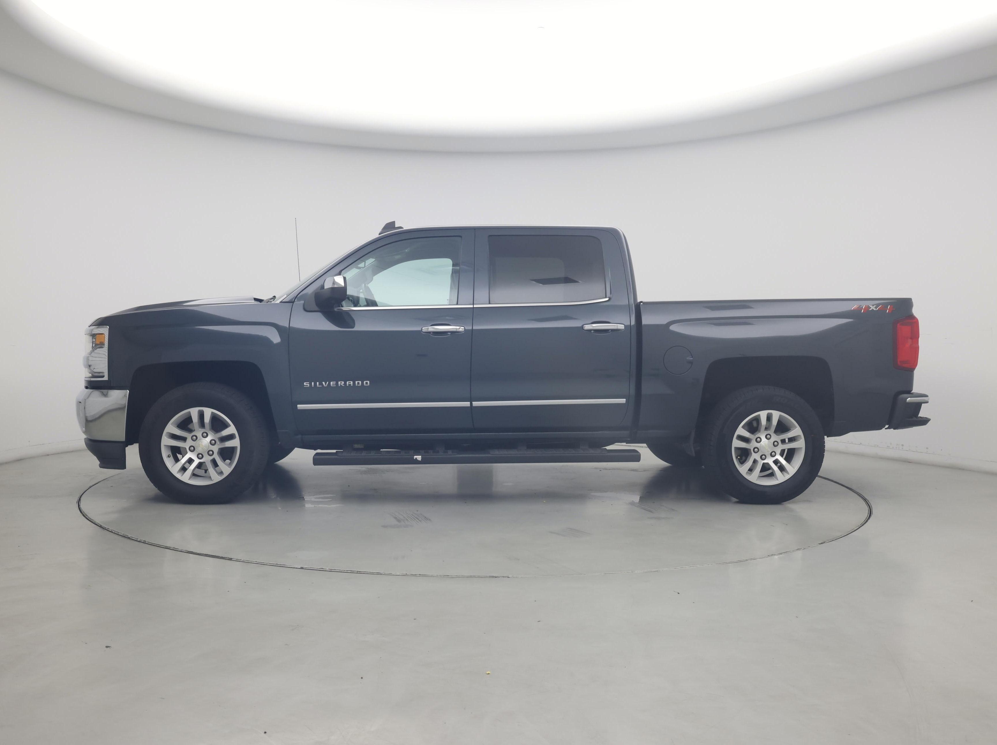 Thumbnail: 2018 Chevrolet Silverado 1500 - 3