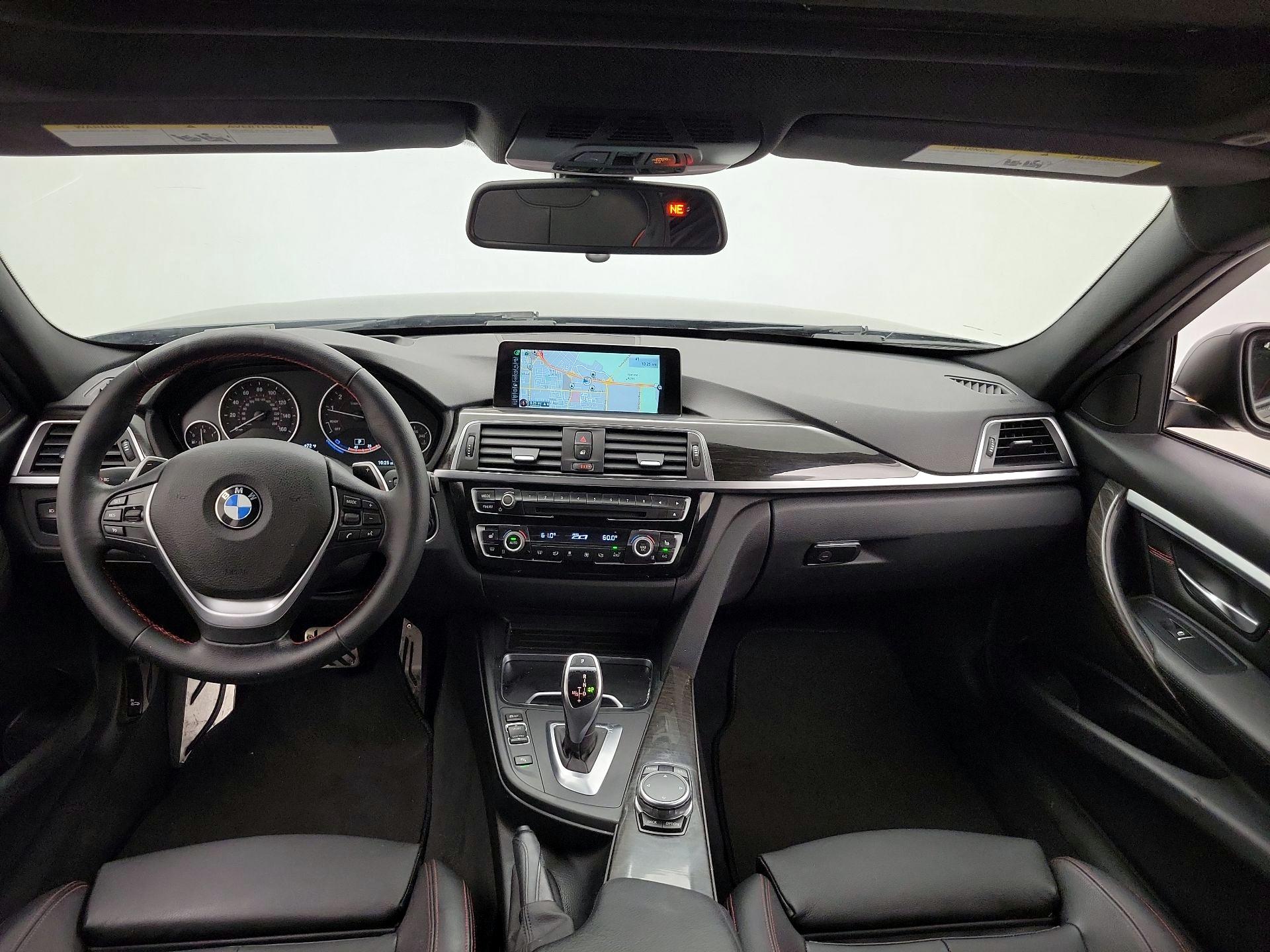 Thumbnail: 2016 BMW 3 Series - 9