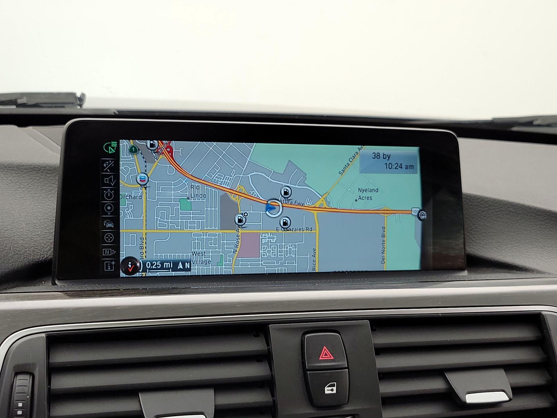 Thumbnail: 2016 BMW 3 Series - 14