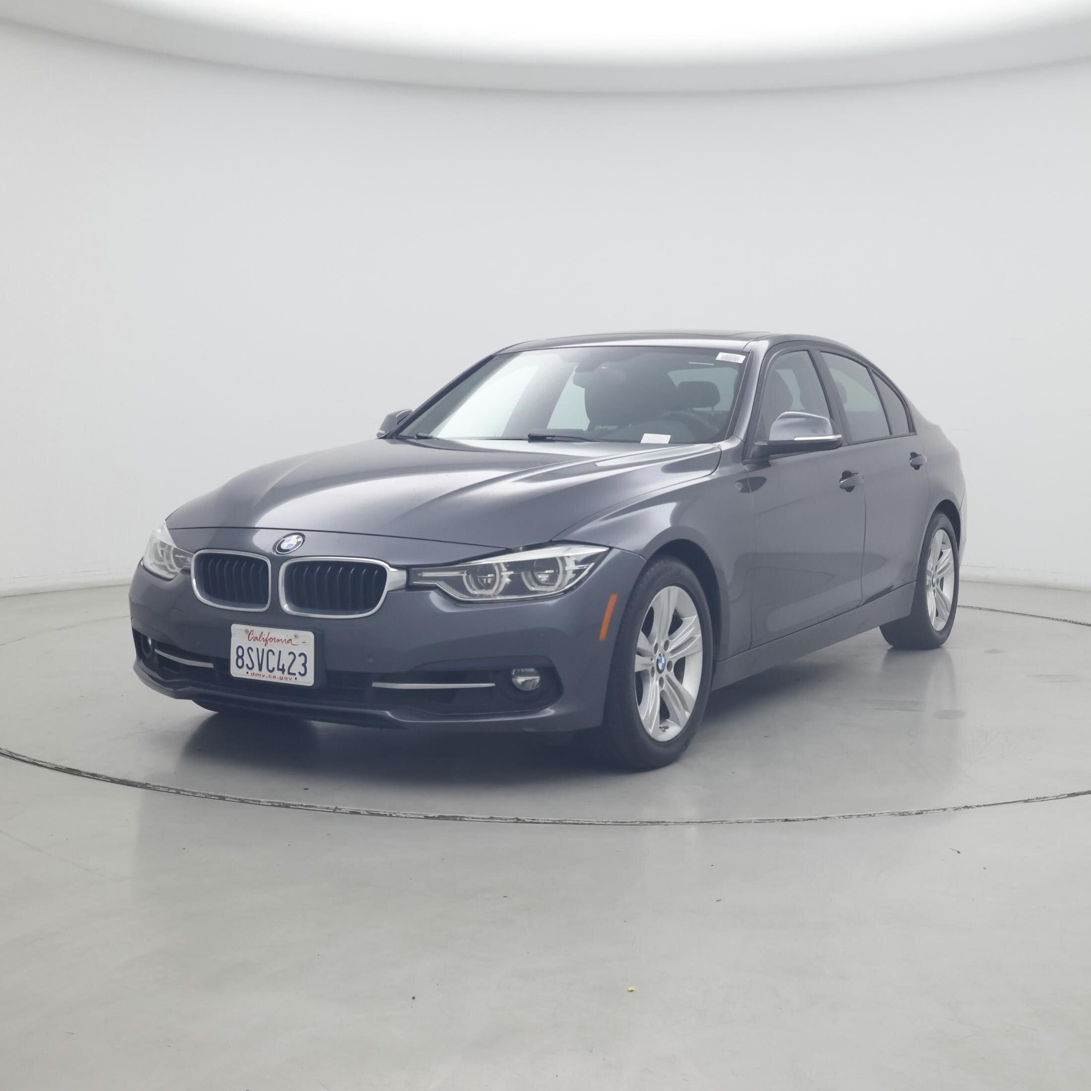 Thumbnail: 2016 BMW 3 Series - 4