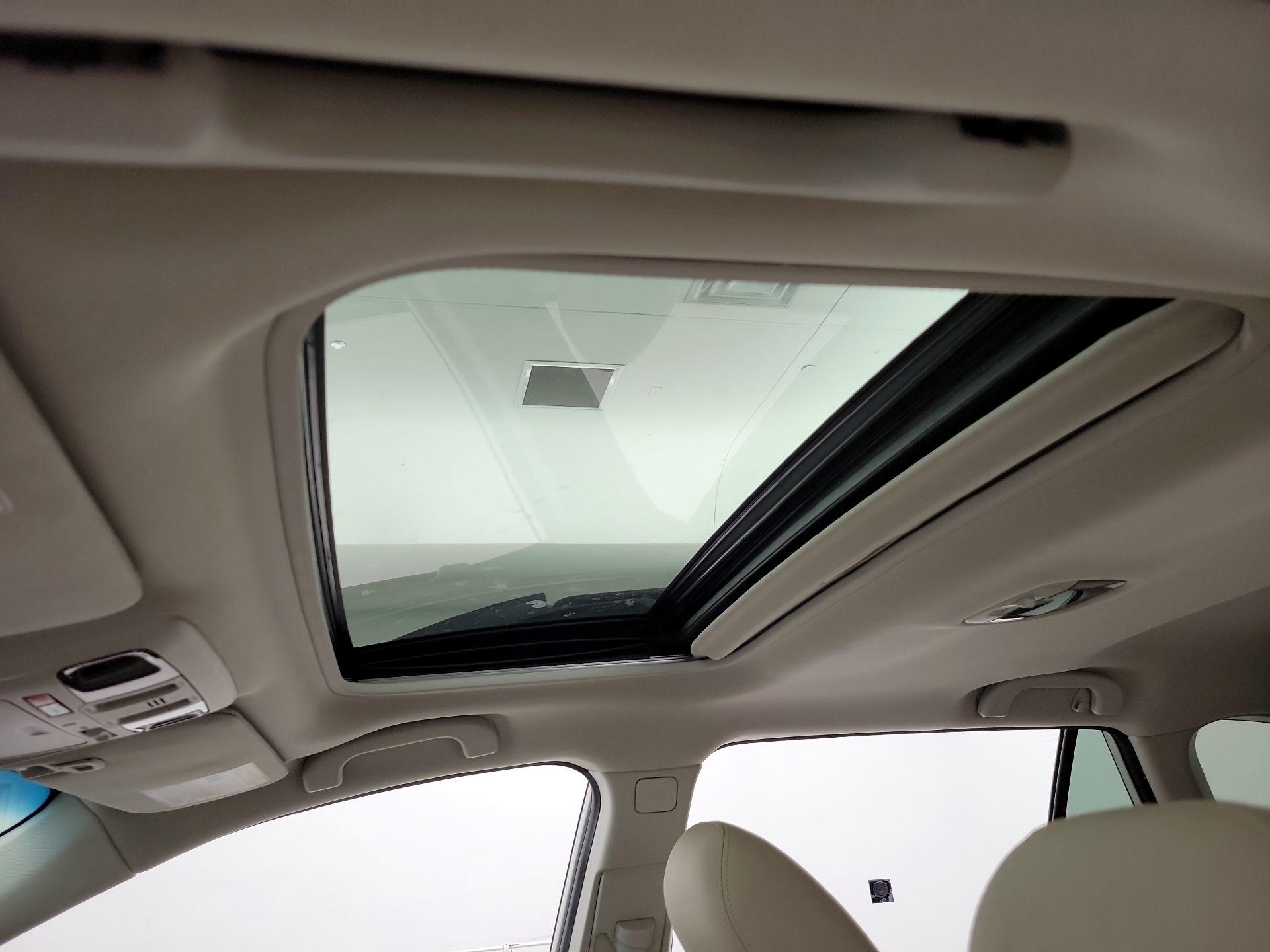 Thumbnail: 2016 Subaru Outback - 20
