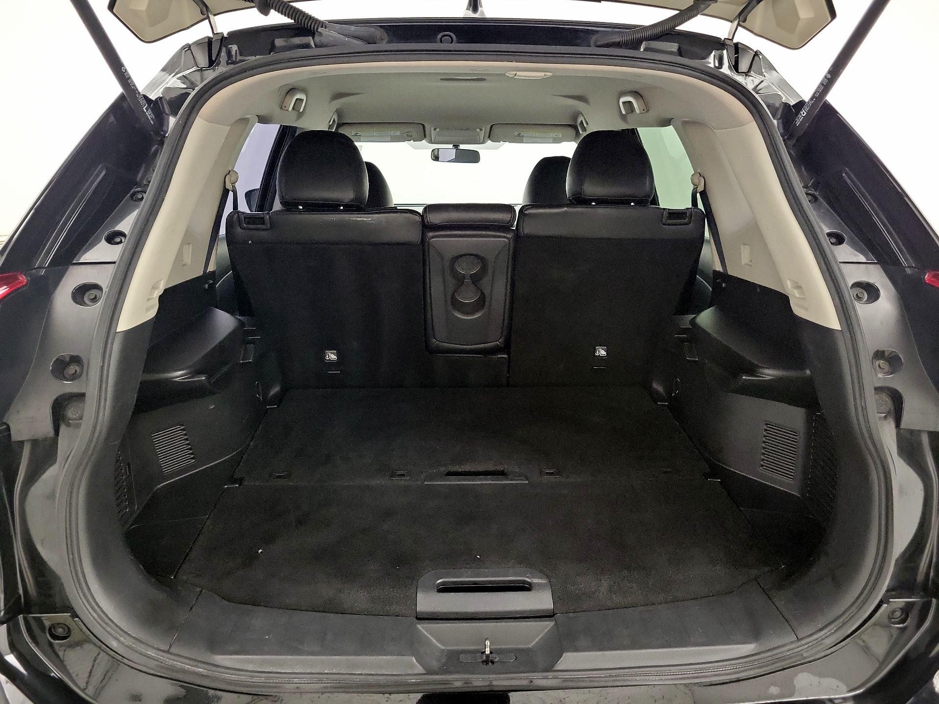 Thumbnail: 2017 Nissan Rogue - 20