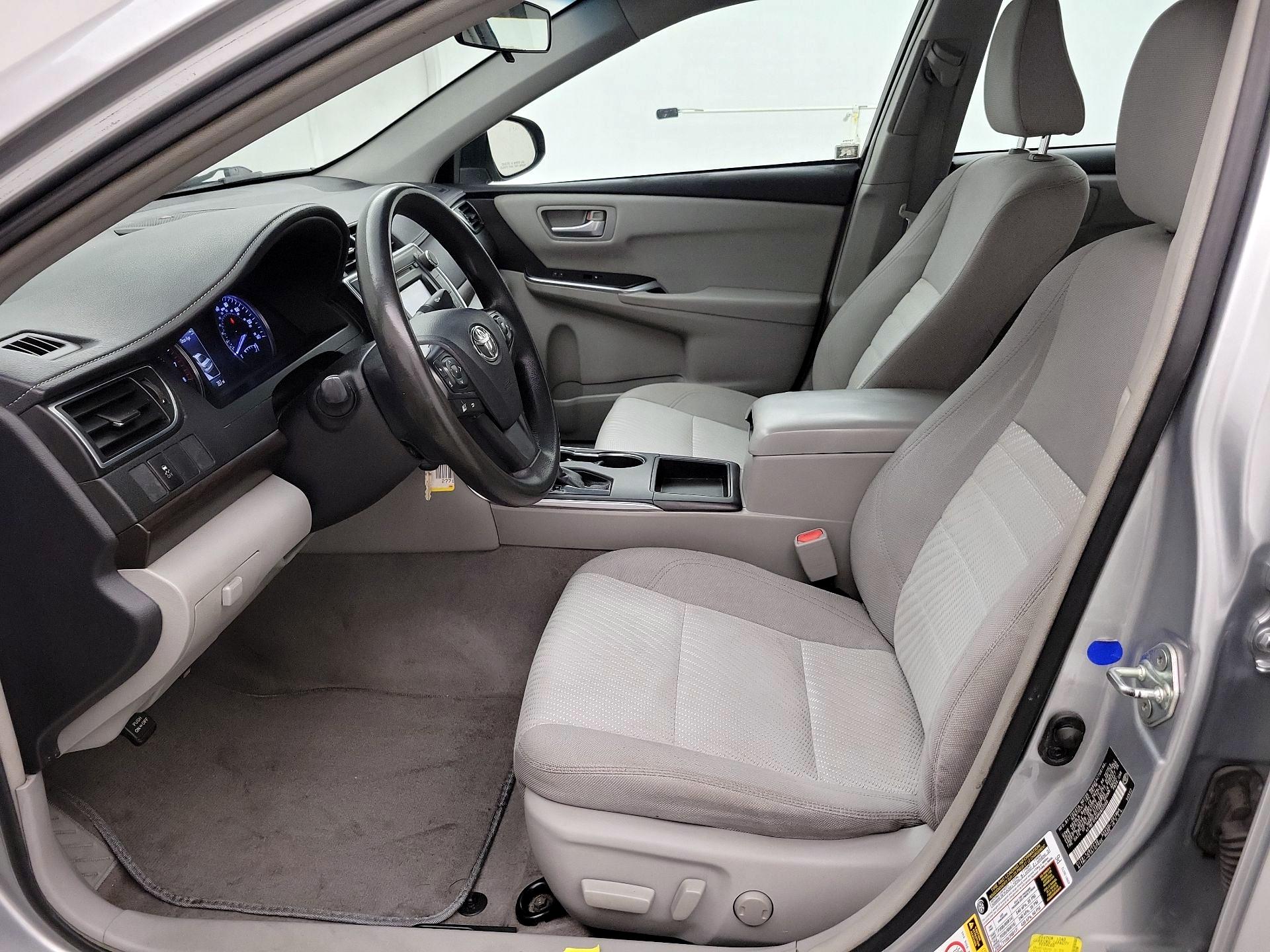 Thumbnail: 2017 Toyota Camry - 11