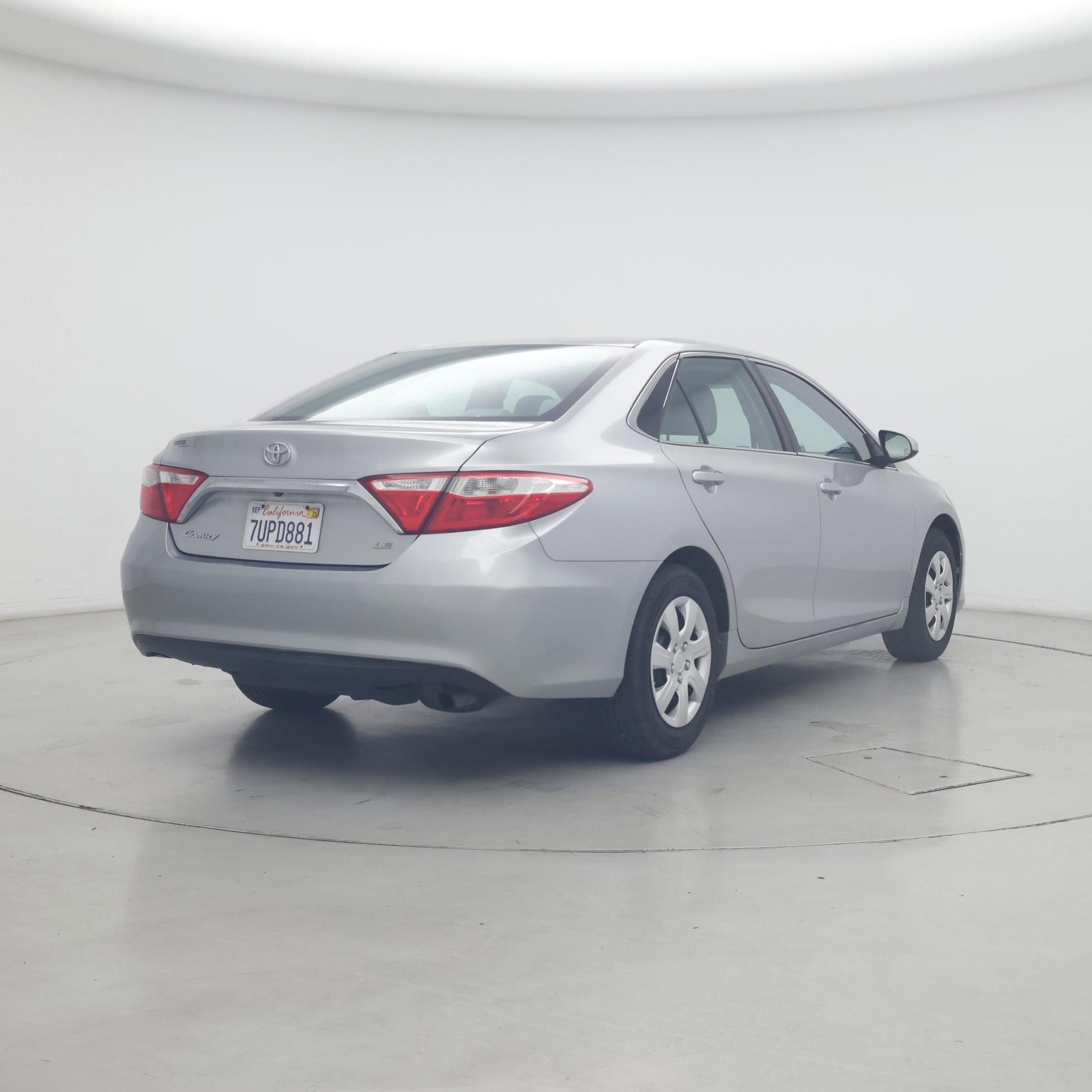 Thumbnail: 2017 Toyota Camry - 8