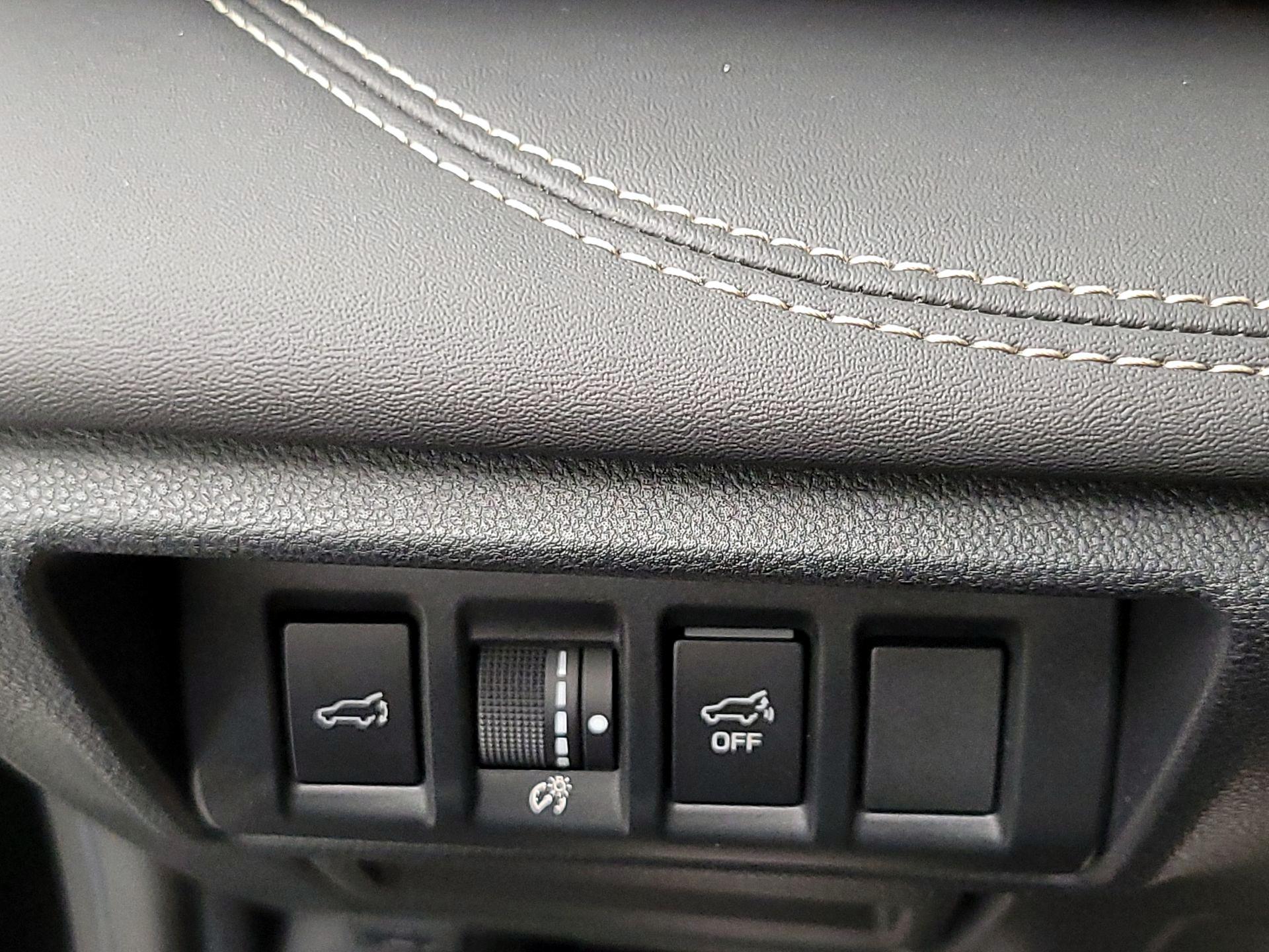 Thumbnail: 2020 Subaru Outback - 13