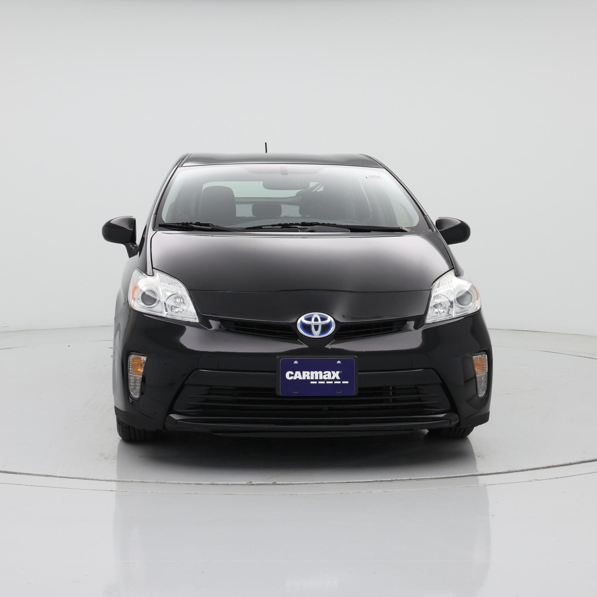 Thumbnail: 2015 Toyota Prius - 5