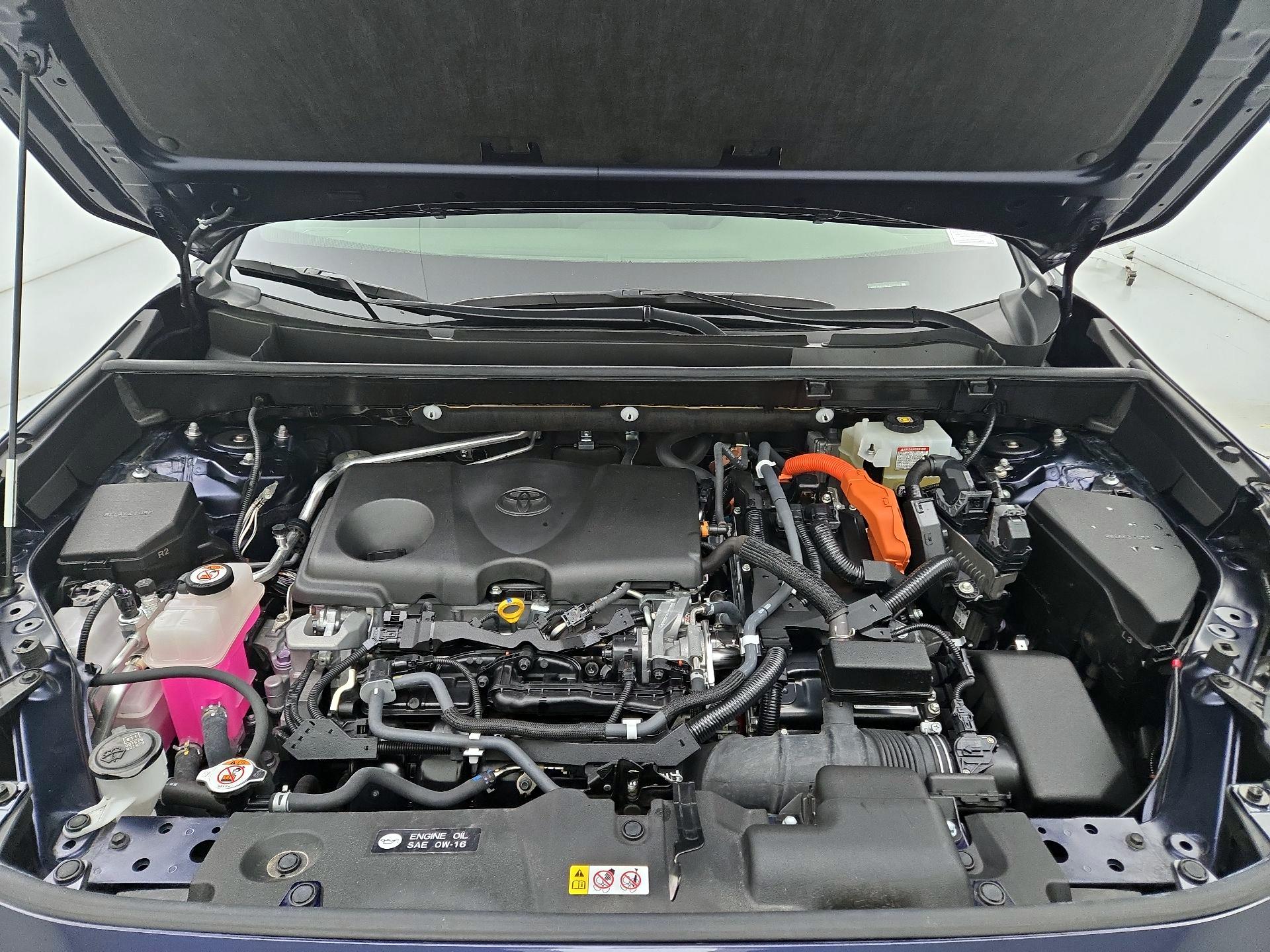 Thumbnail: 2019 Toyota RAV4 - 20