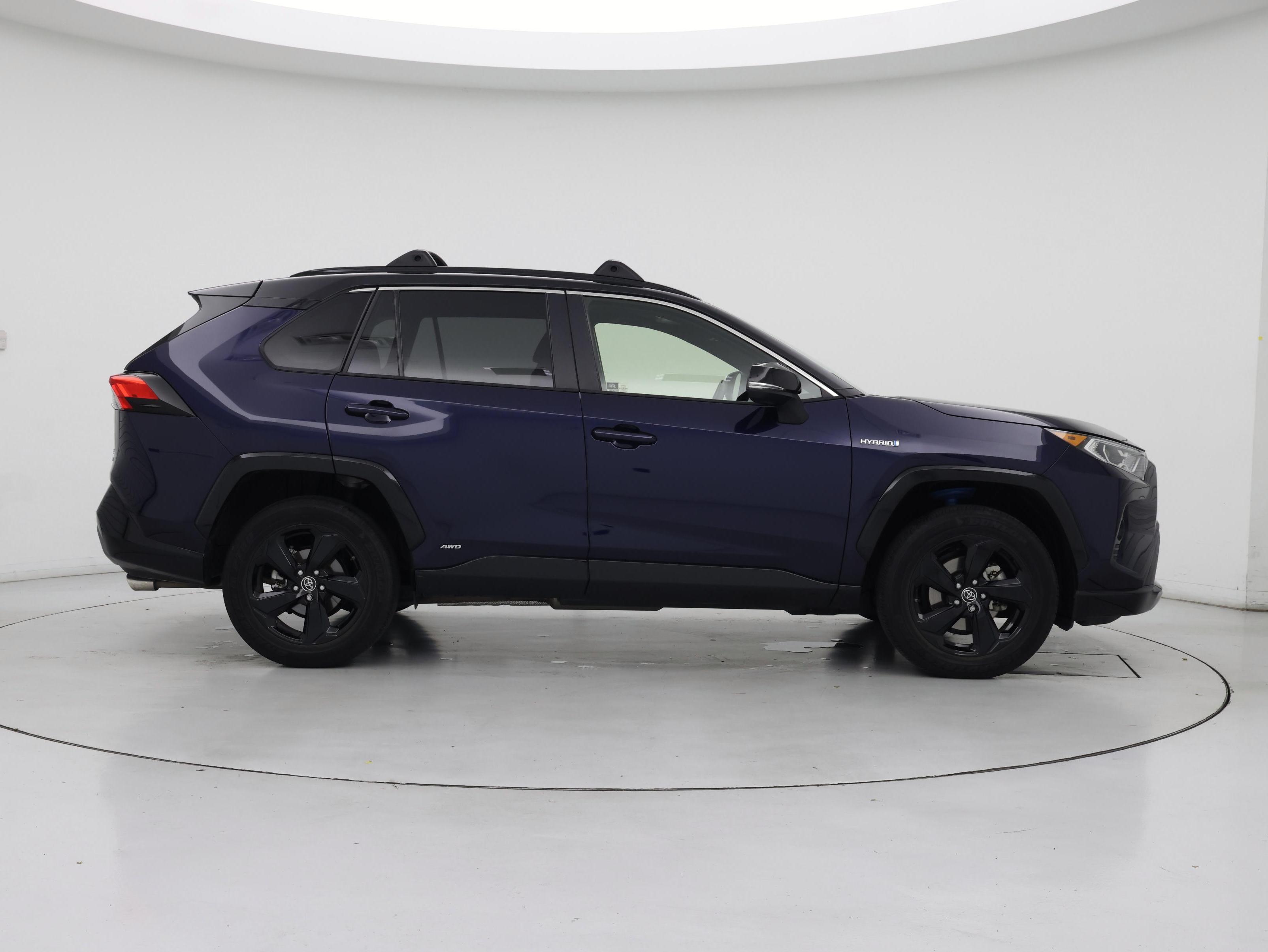 Thumbnail: 2019 Toyota RAV4 - 7