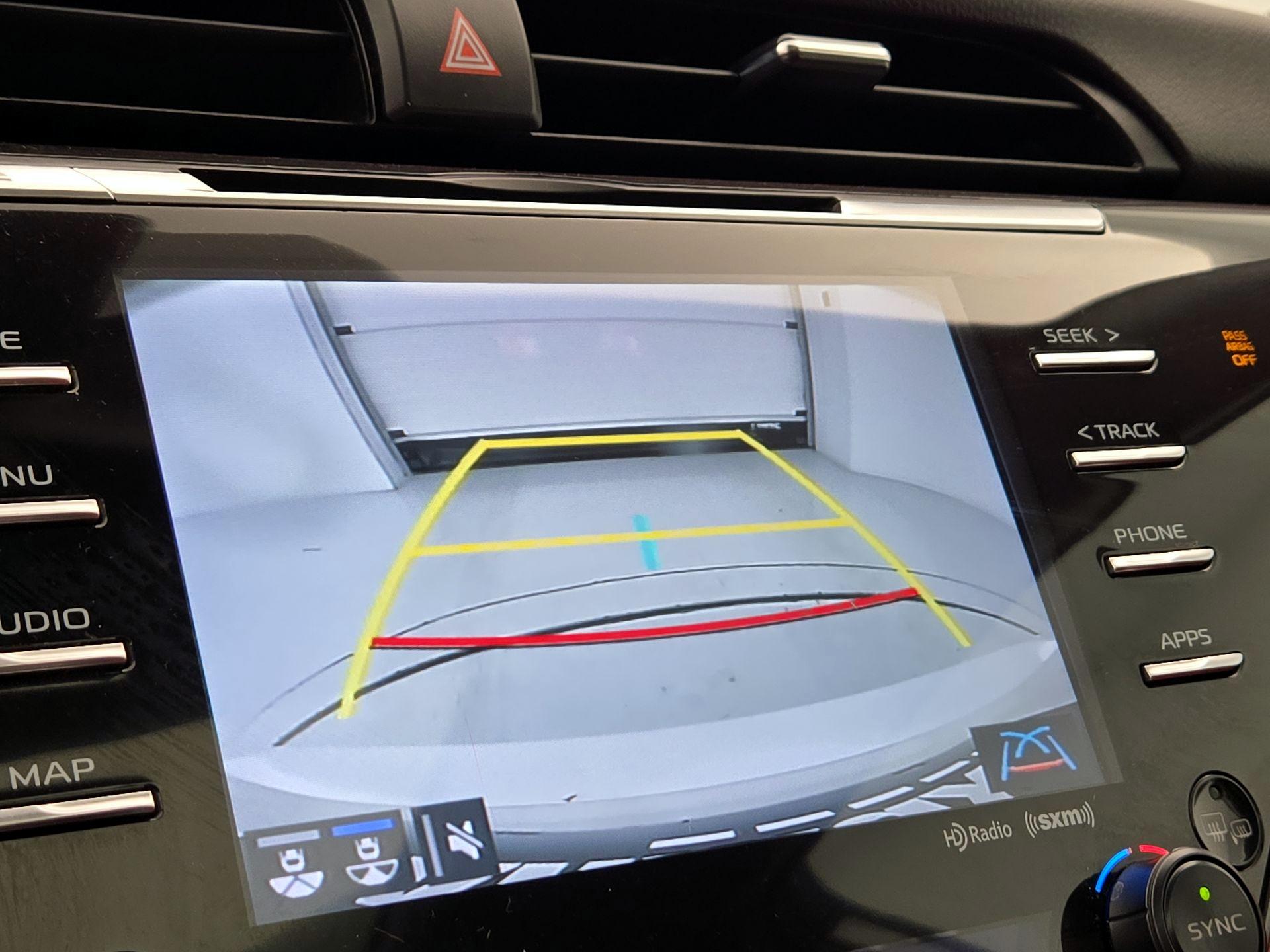 Thumbnail: 2019 Toyota Camry - 14