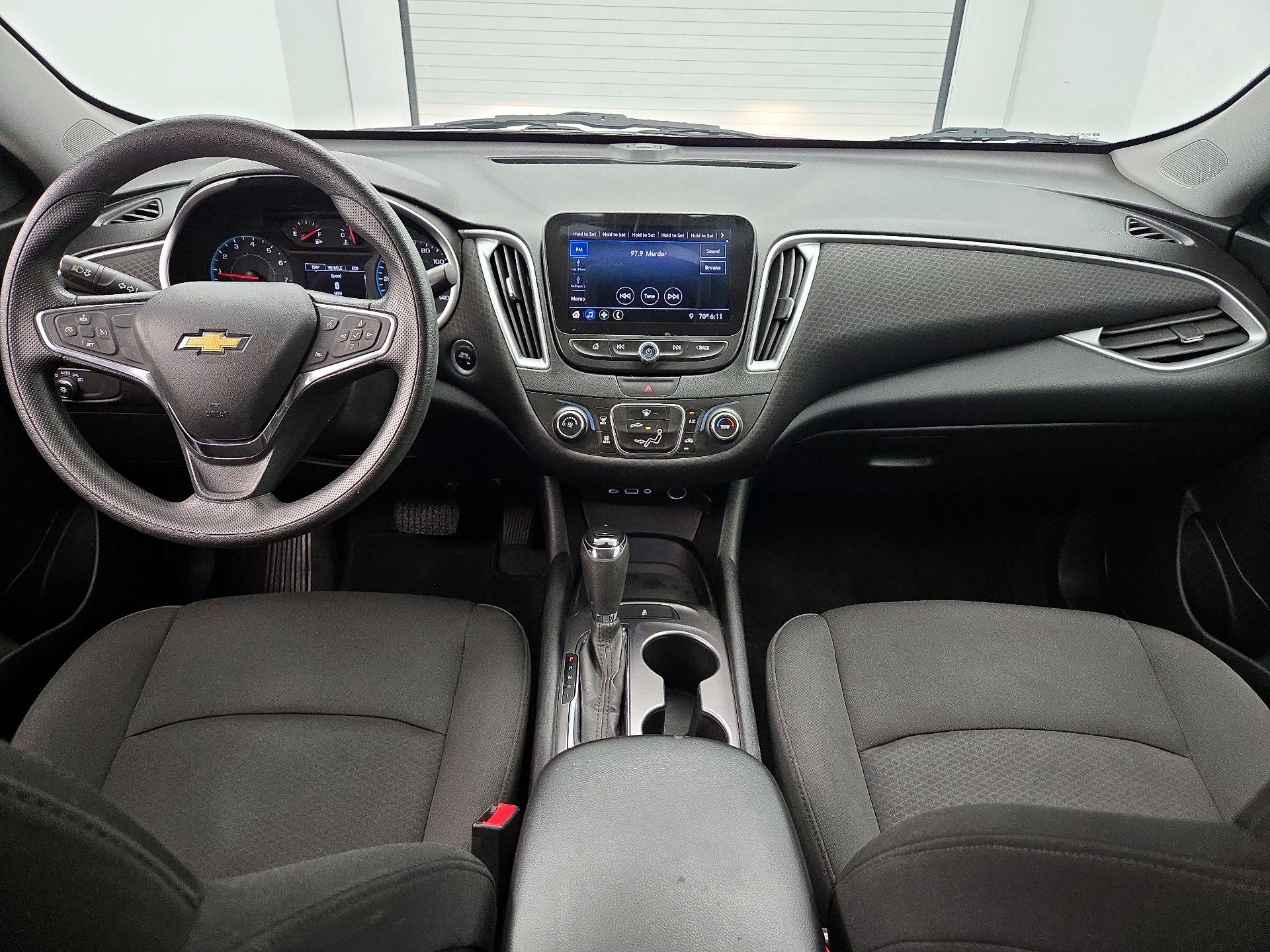 Thumbnail: 2019 Chevrolet Malibu - 9