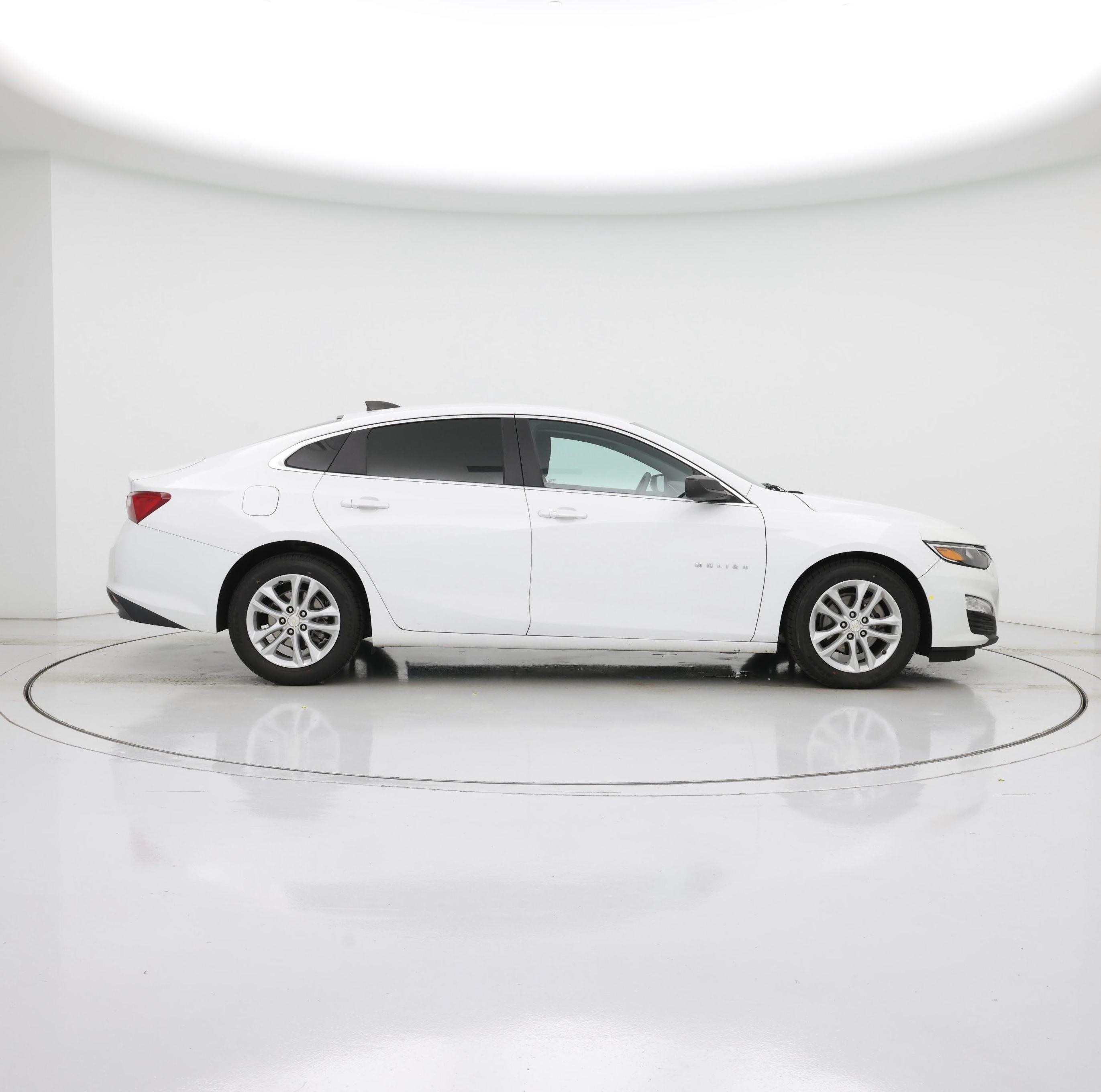 Thumbnail: 2019 Chevrolet Malibu - 7