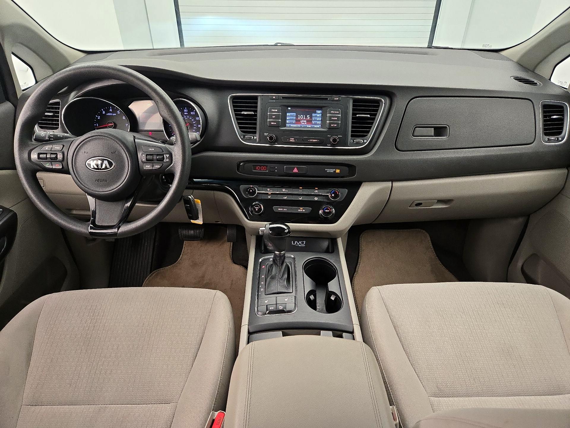 Thumbnail: 2016 Kia Sedona - 9