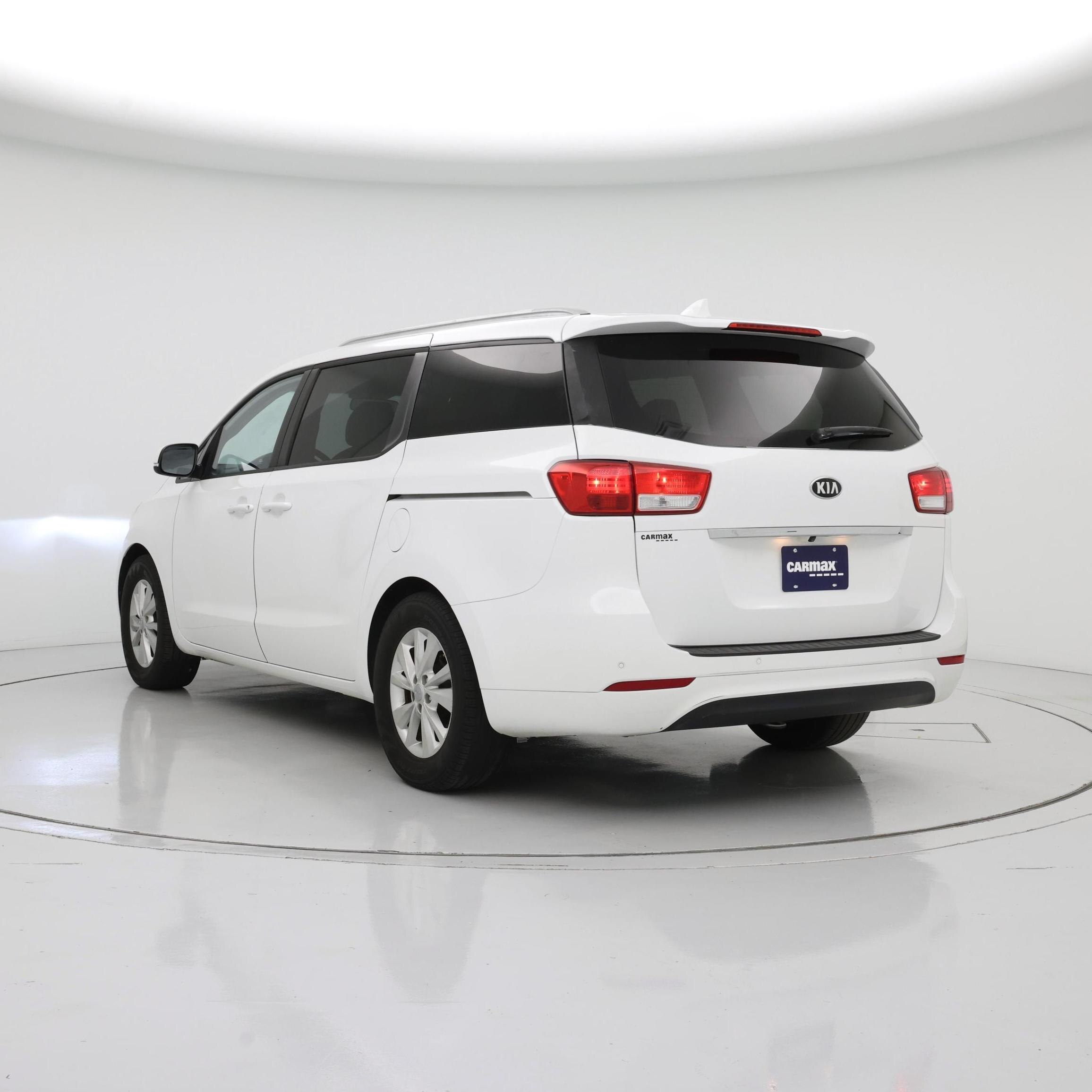 Thumbnail: 2016 Kia Sedona - 2