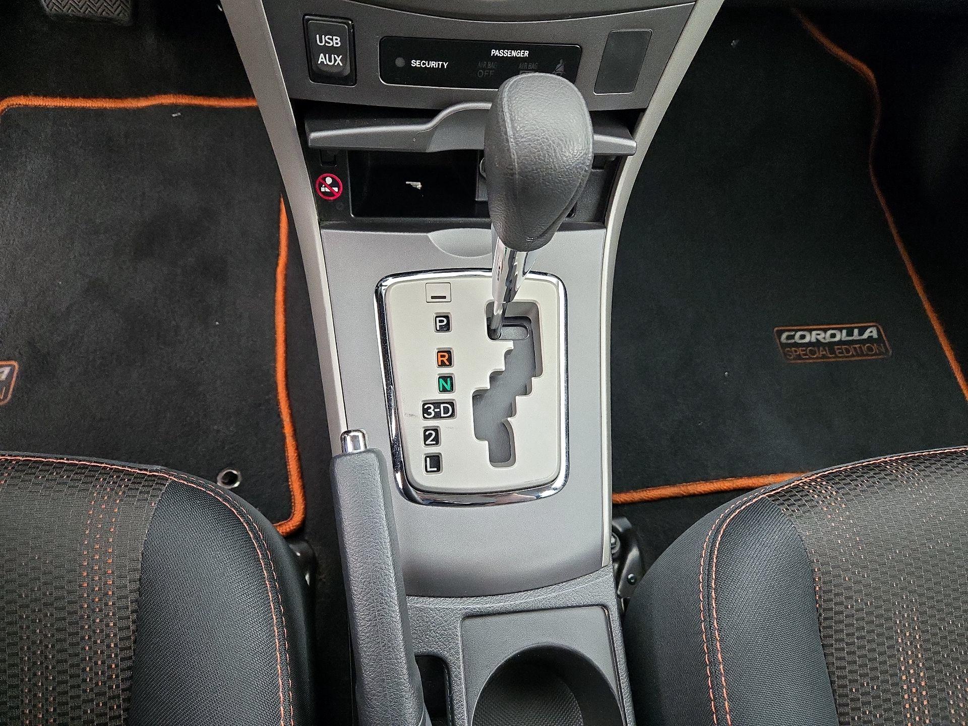 Thumbnail: 2013 Toyota Corolla - 17