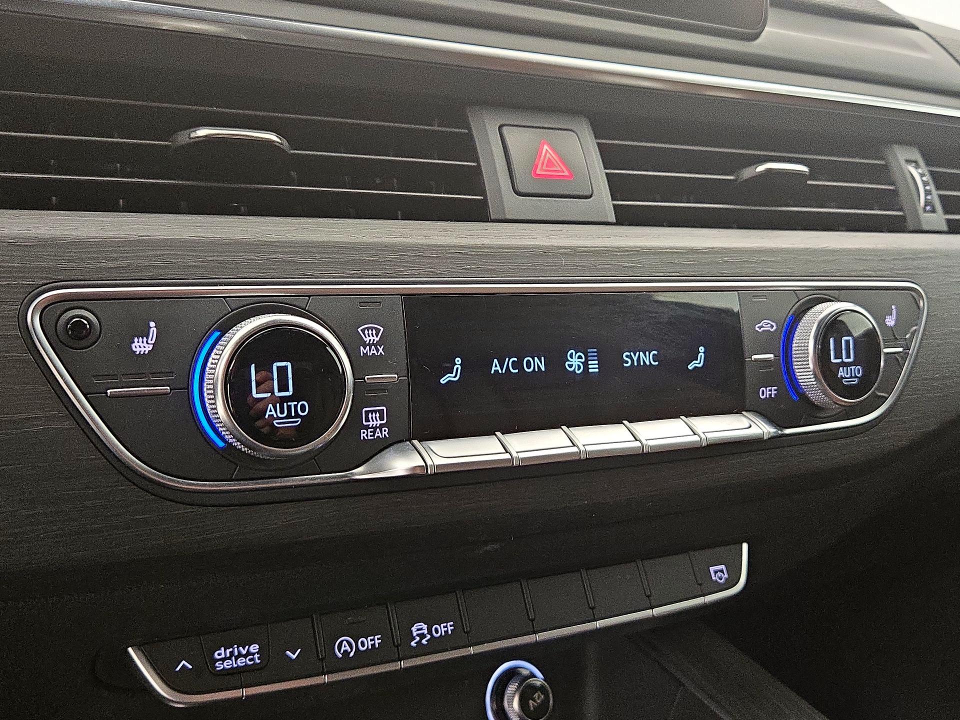 Thumbnail: 2019 Audi A4 - 16