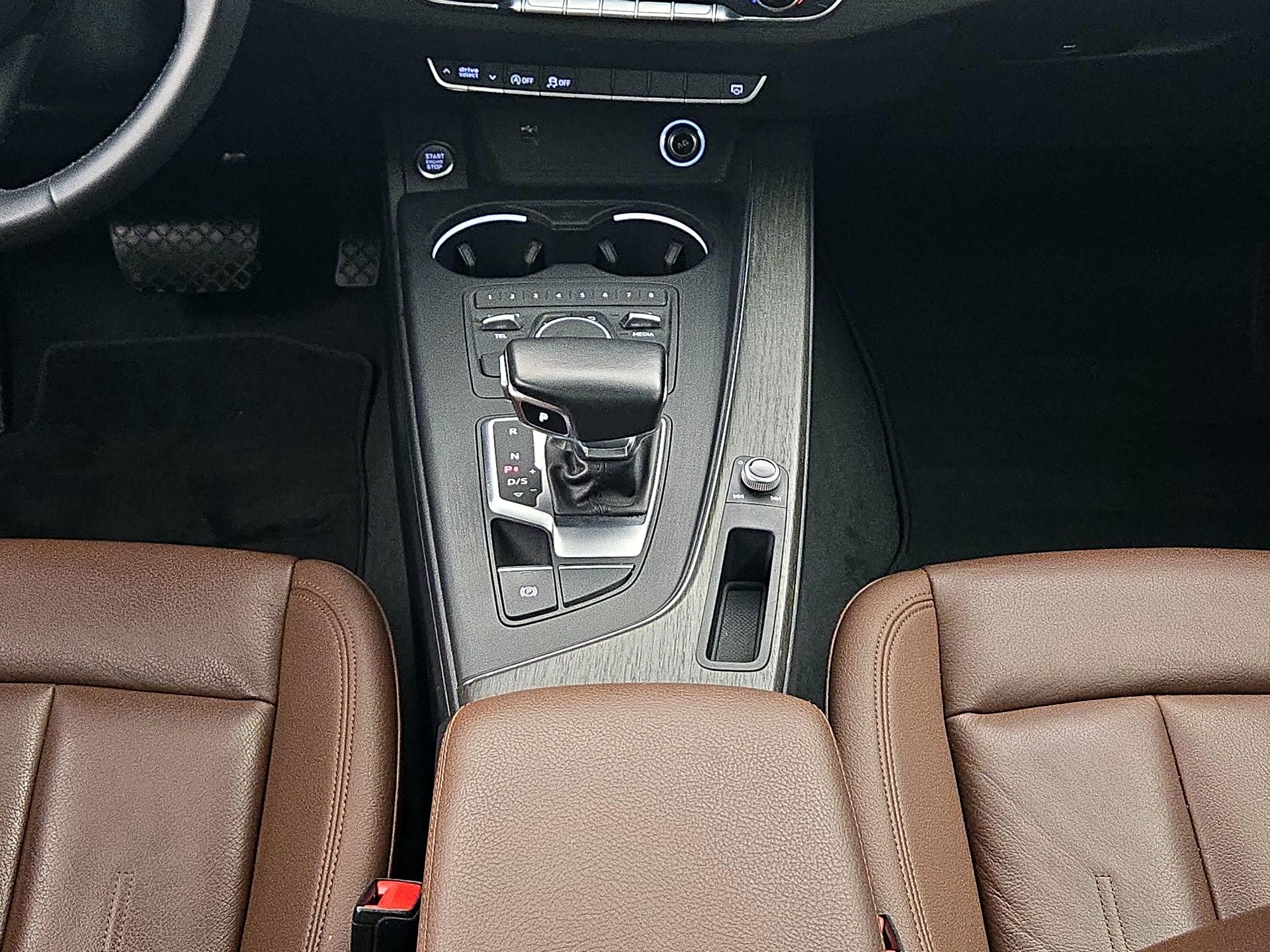 Thumbnail: 2019 Audi A4 - 17