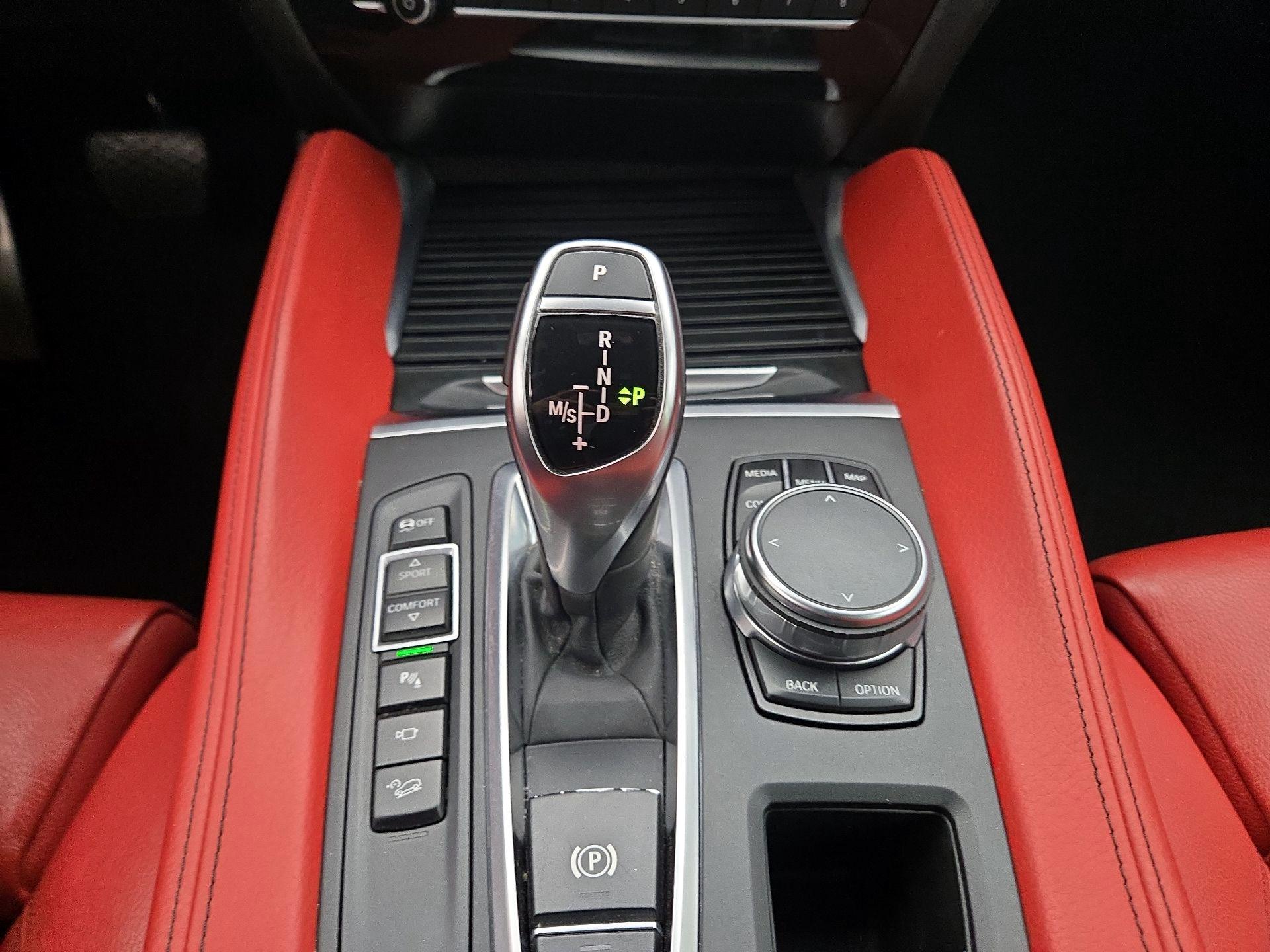 Thumbnail: 2019 BMW X6 - 18
