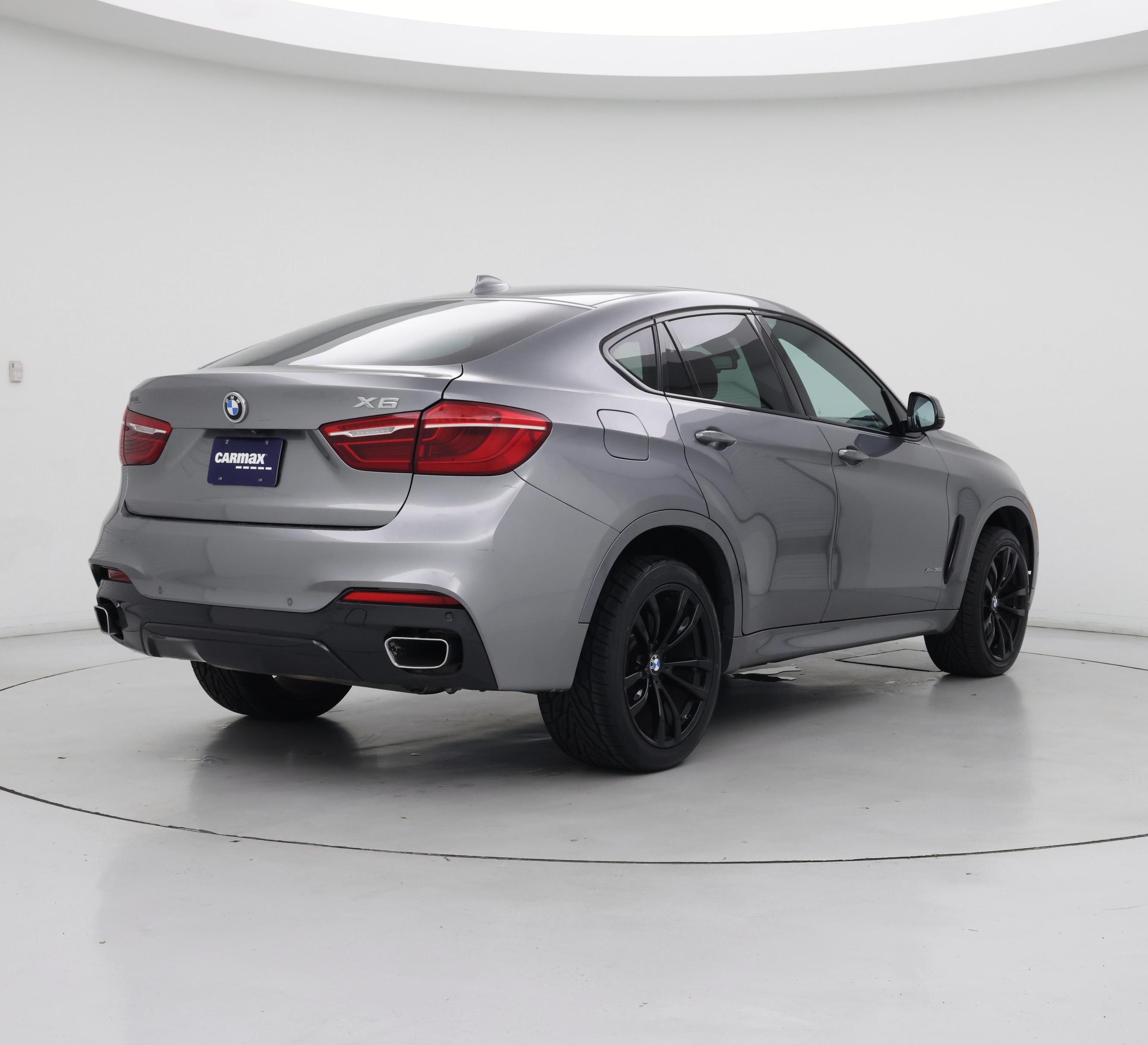 Thumbnail: 2019 BMW X6 - 8