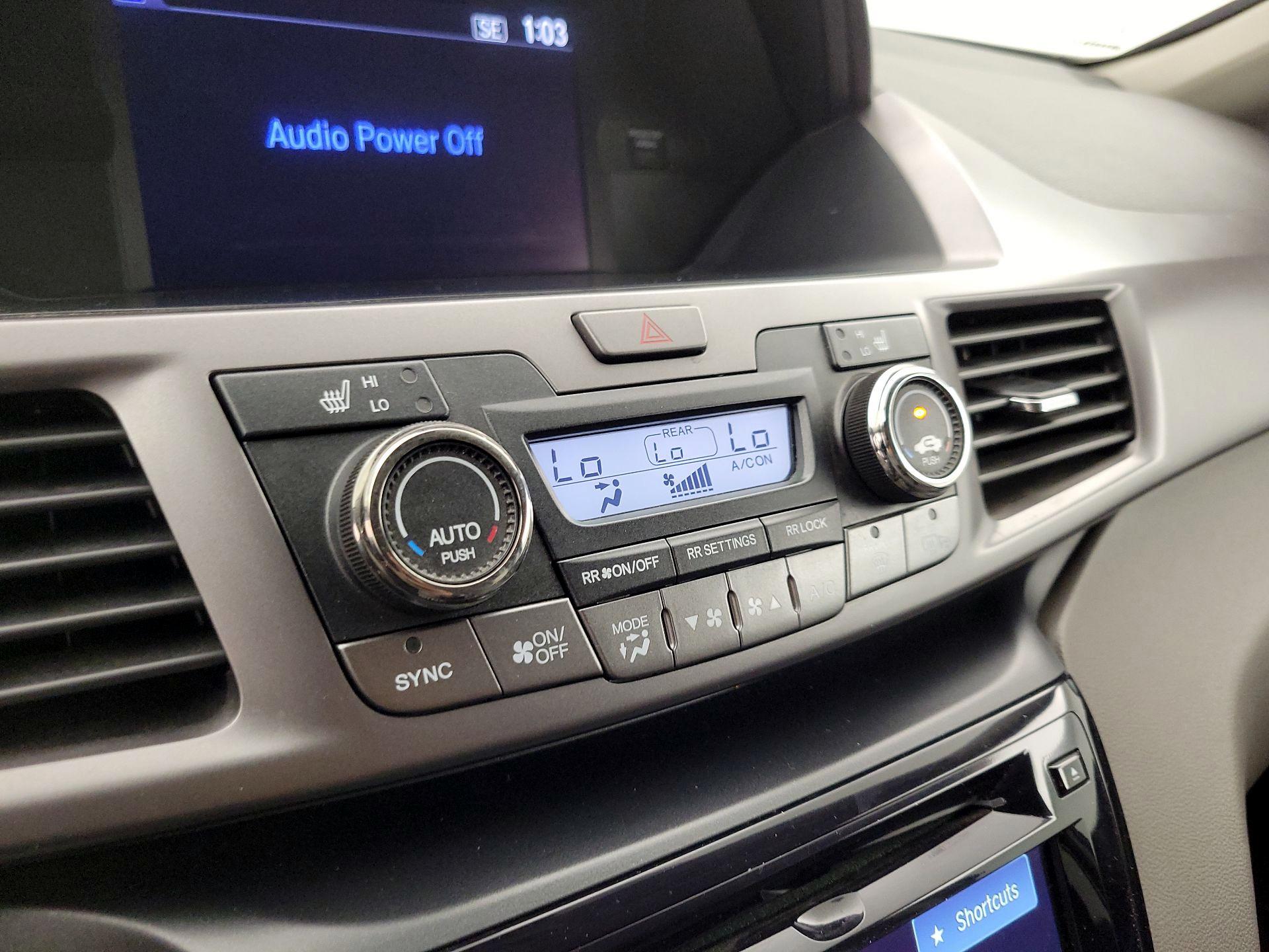 Thumbnail: 2014 Honda Odyssey - 16