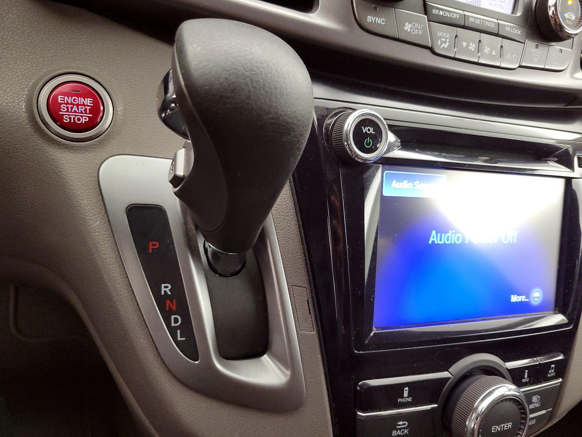 Thumbnail: 2014 Honda Odyssey - 17
