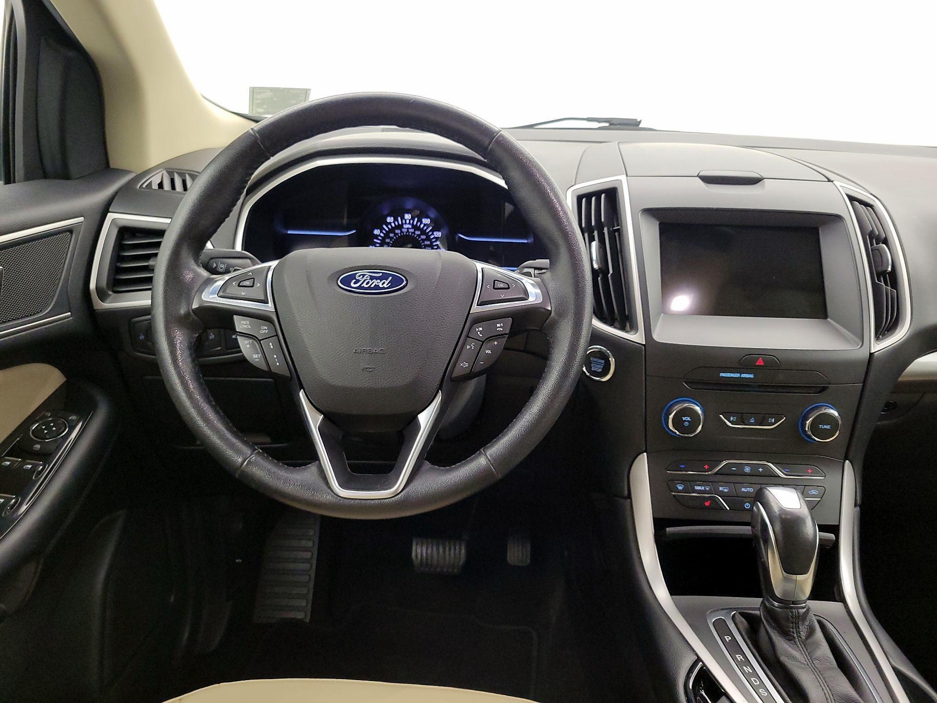Thumbnail: 2018 Ford Edge - 10