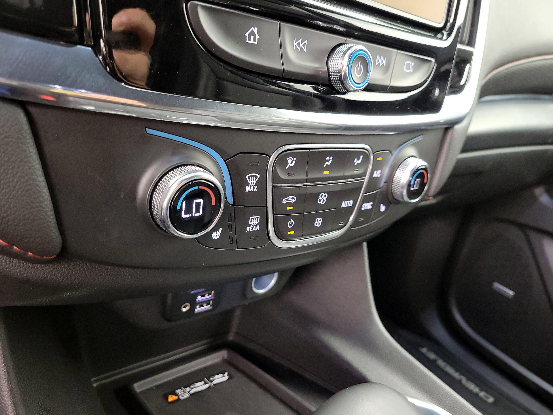 Thumbnail: 2023 Chevrolet Traverse - 17