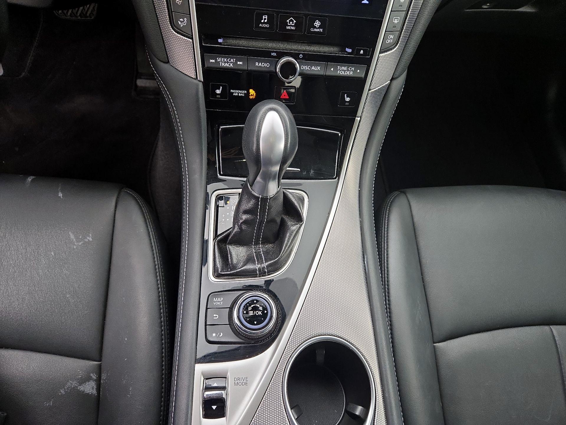 Thumbnail: 2014 INFINITI Q50 - 18