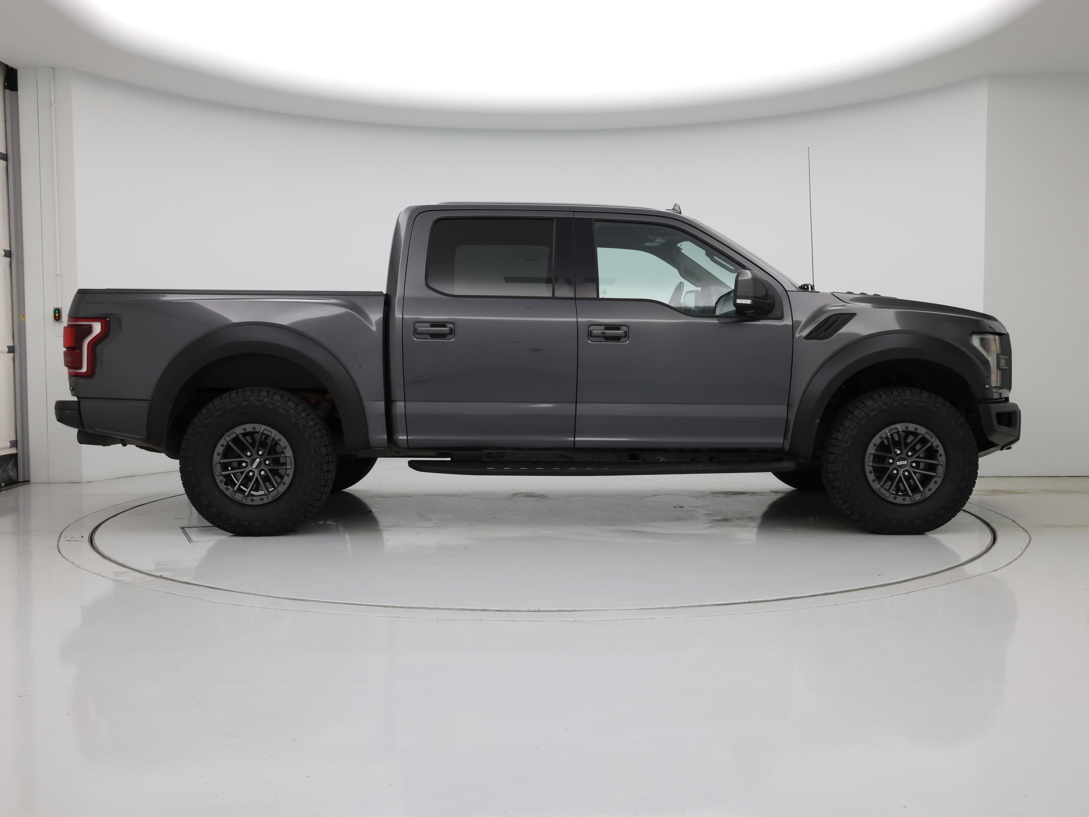 Thumbnail: 2019 Ford F-150 - 7