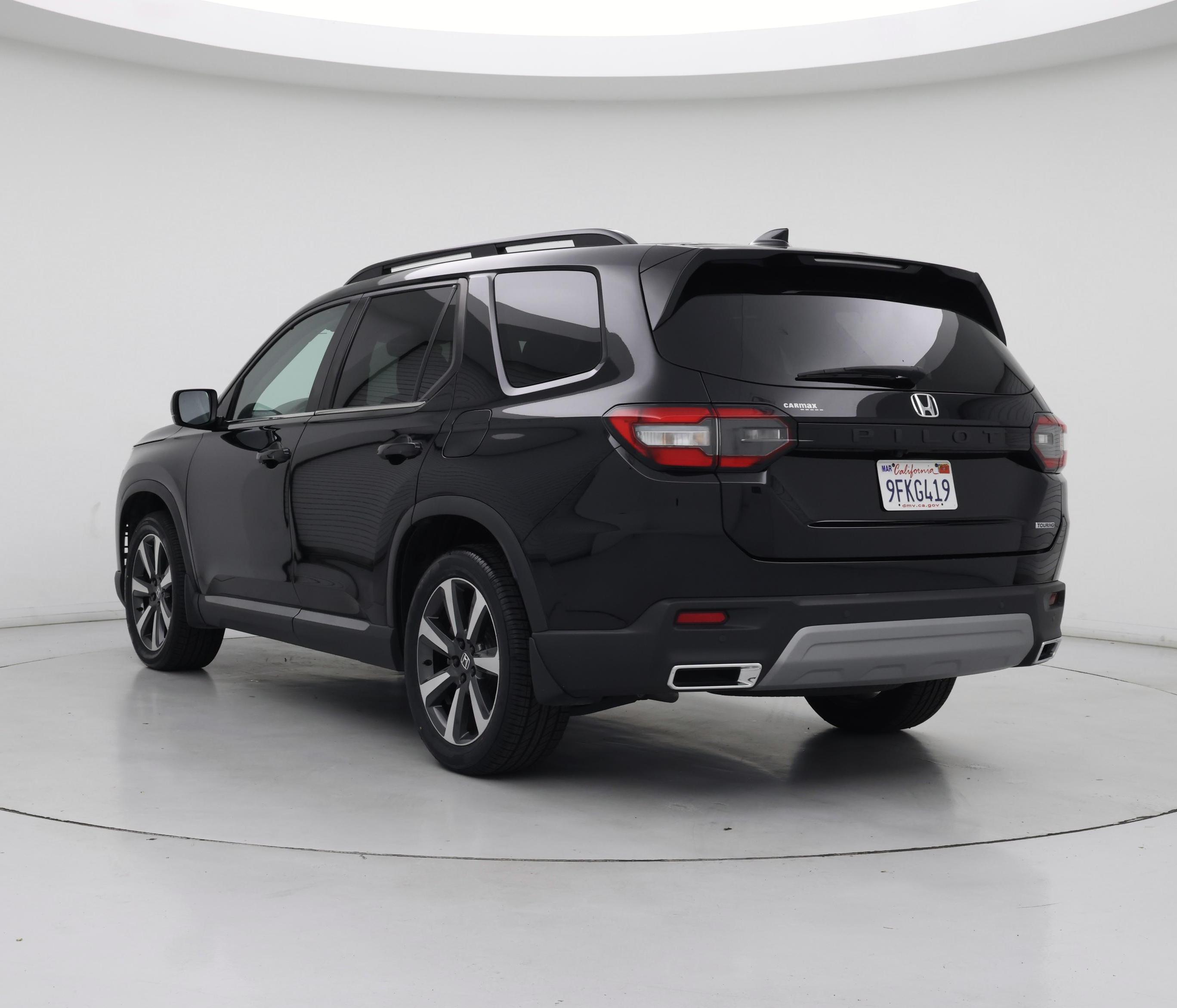 Thumbnail: 2023 Honda Pilot - 2