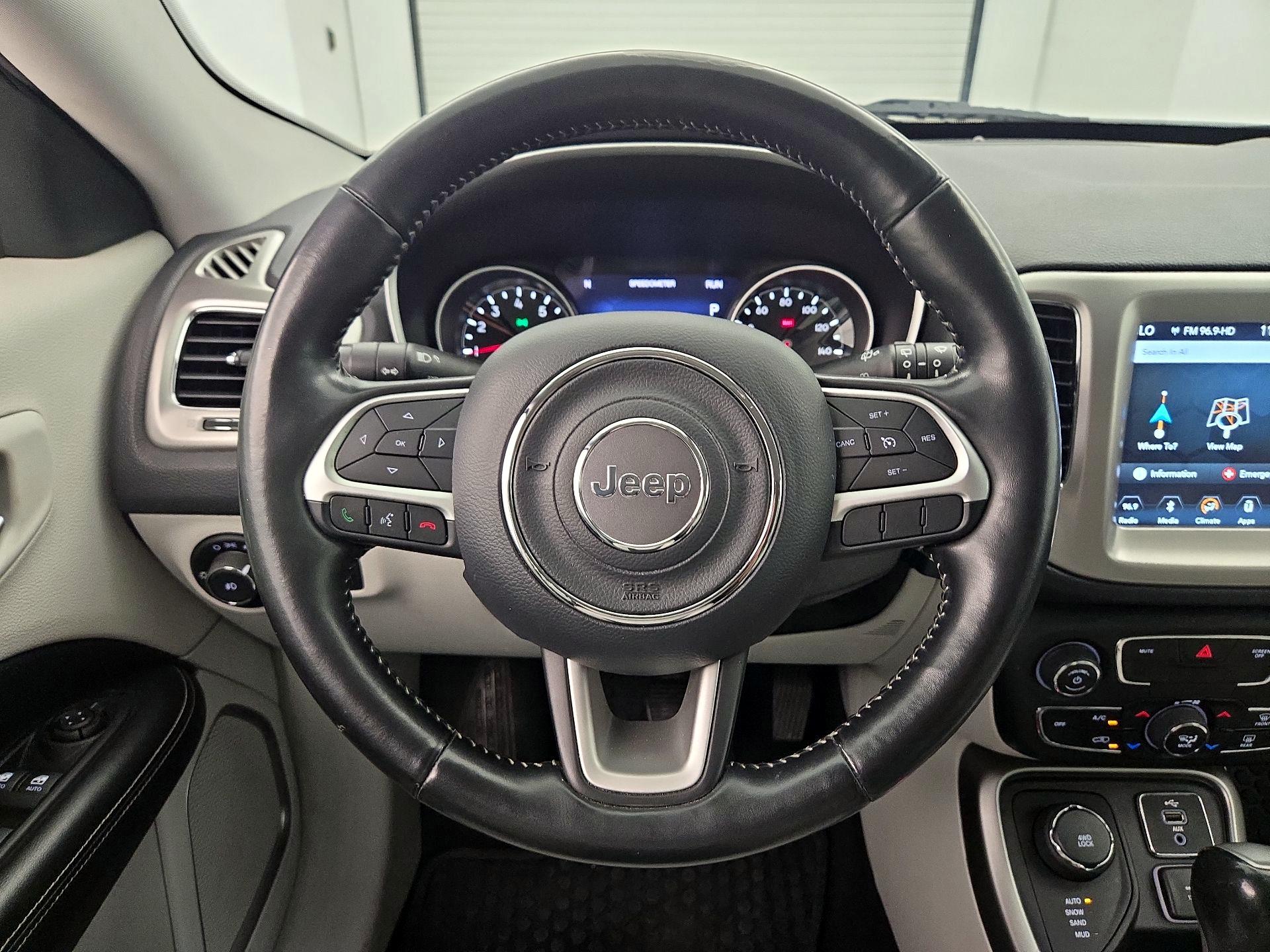 Thumbnail: 2018 Jeep Compass - 10