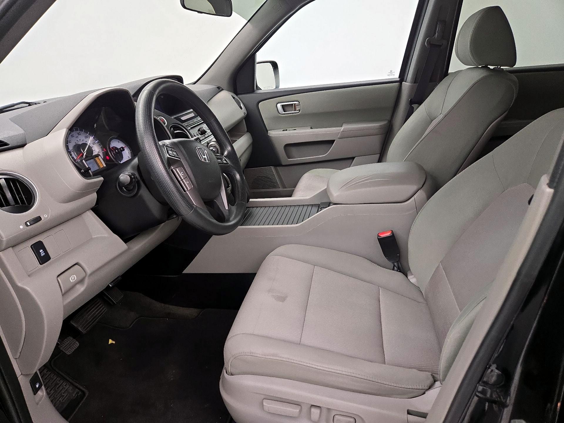 Thumbnail: 2015 Honda Pilot - 11
