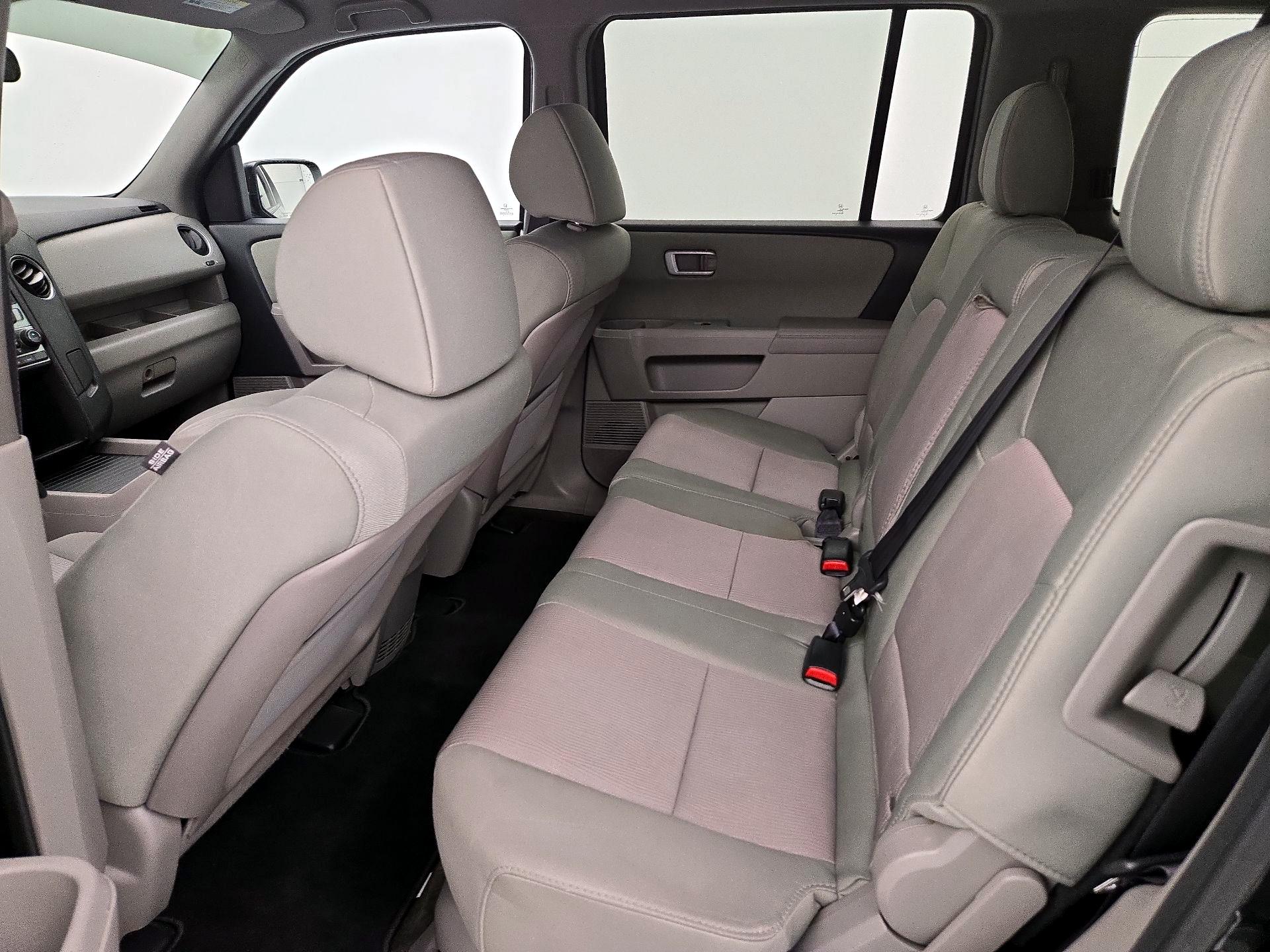 Thumbnail: 2015 Honda Pilot - 19