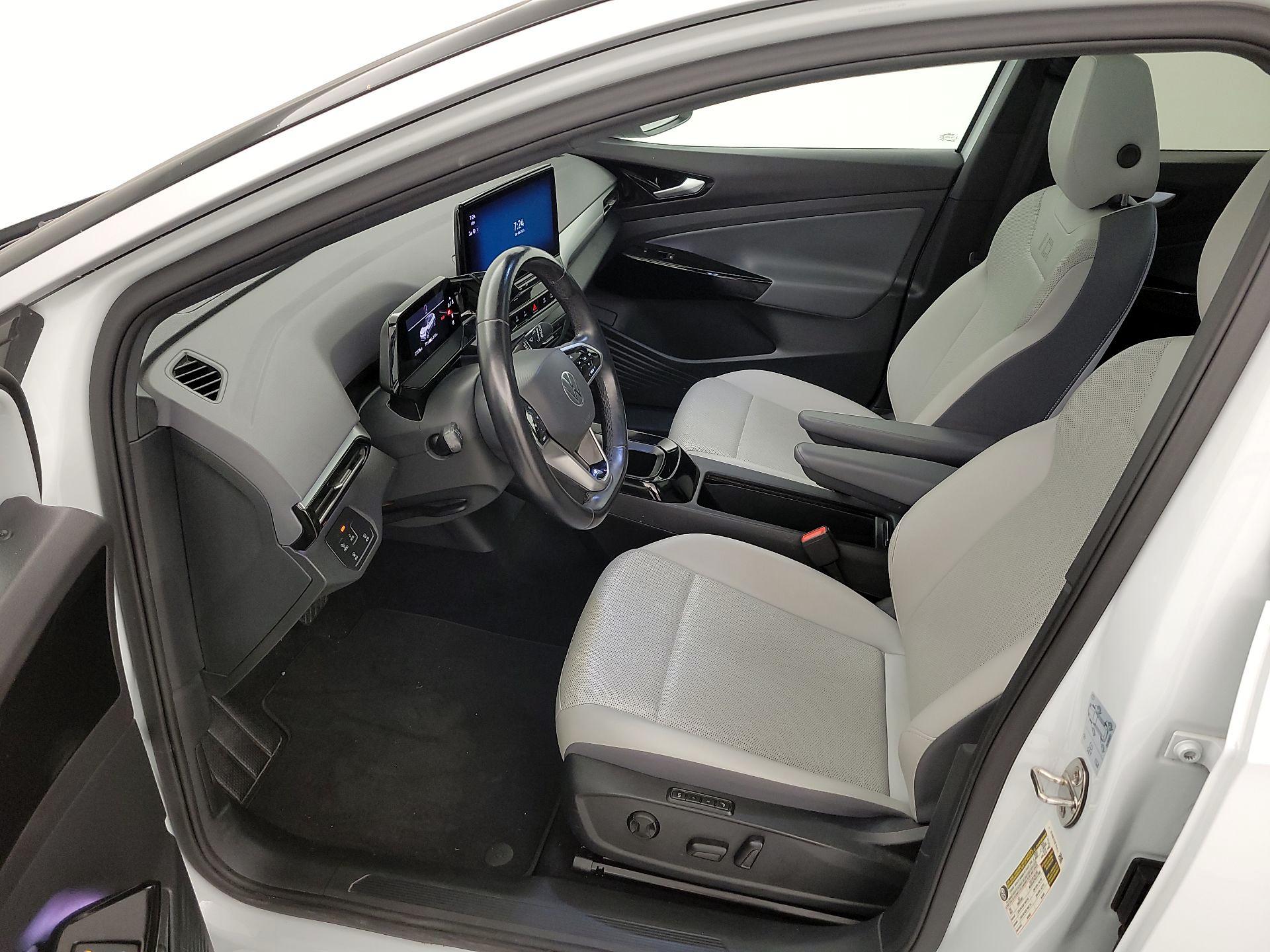 Thumbnail: 2021 Volkswagen ID.4 - 11