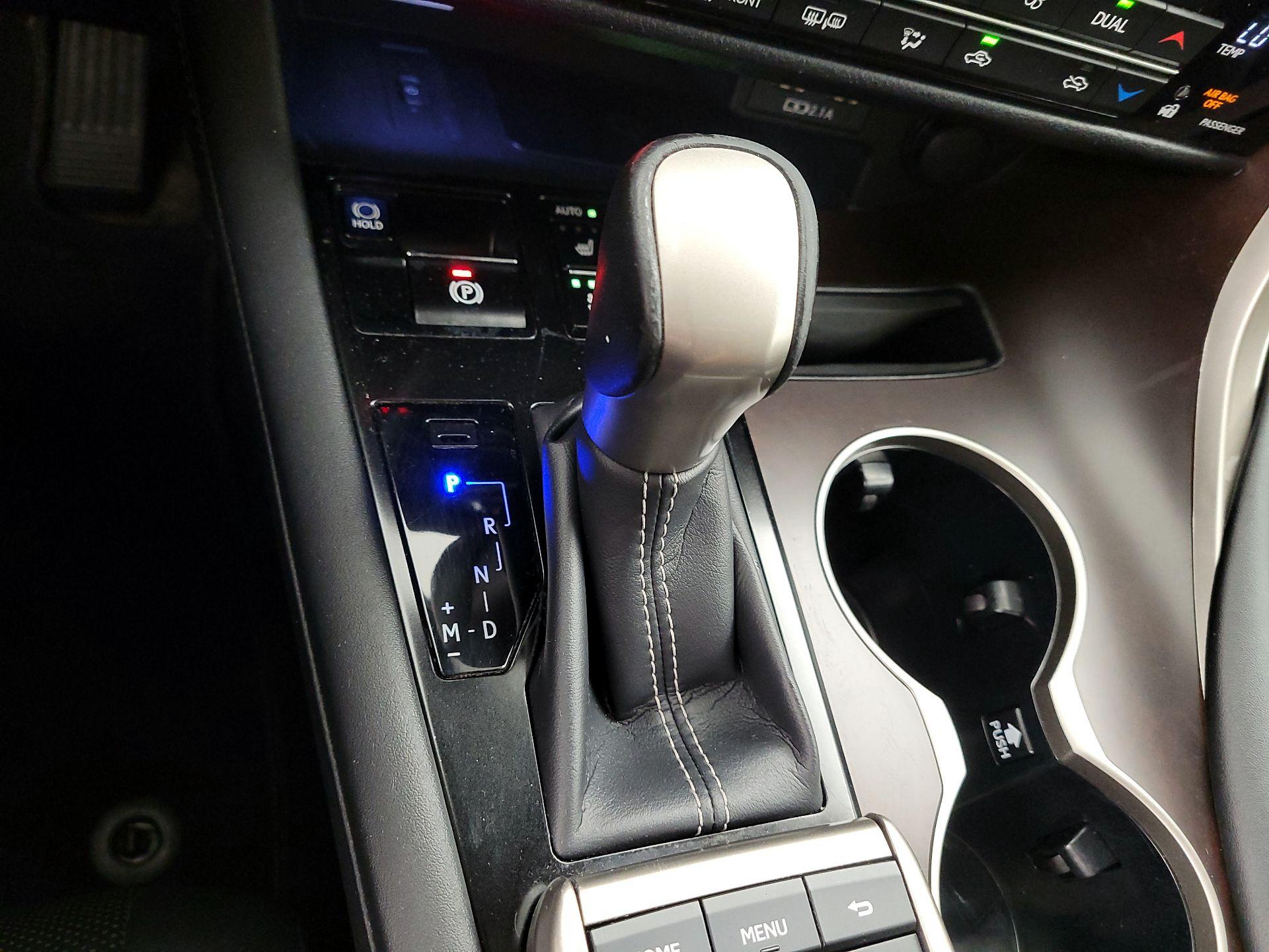 Thumbnail: 2021 Lexus RX - 17