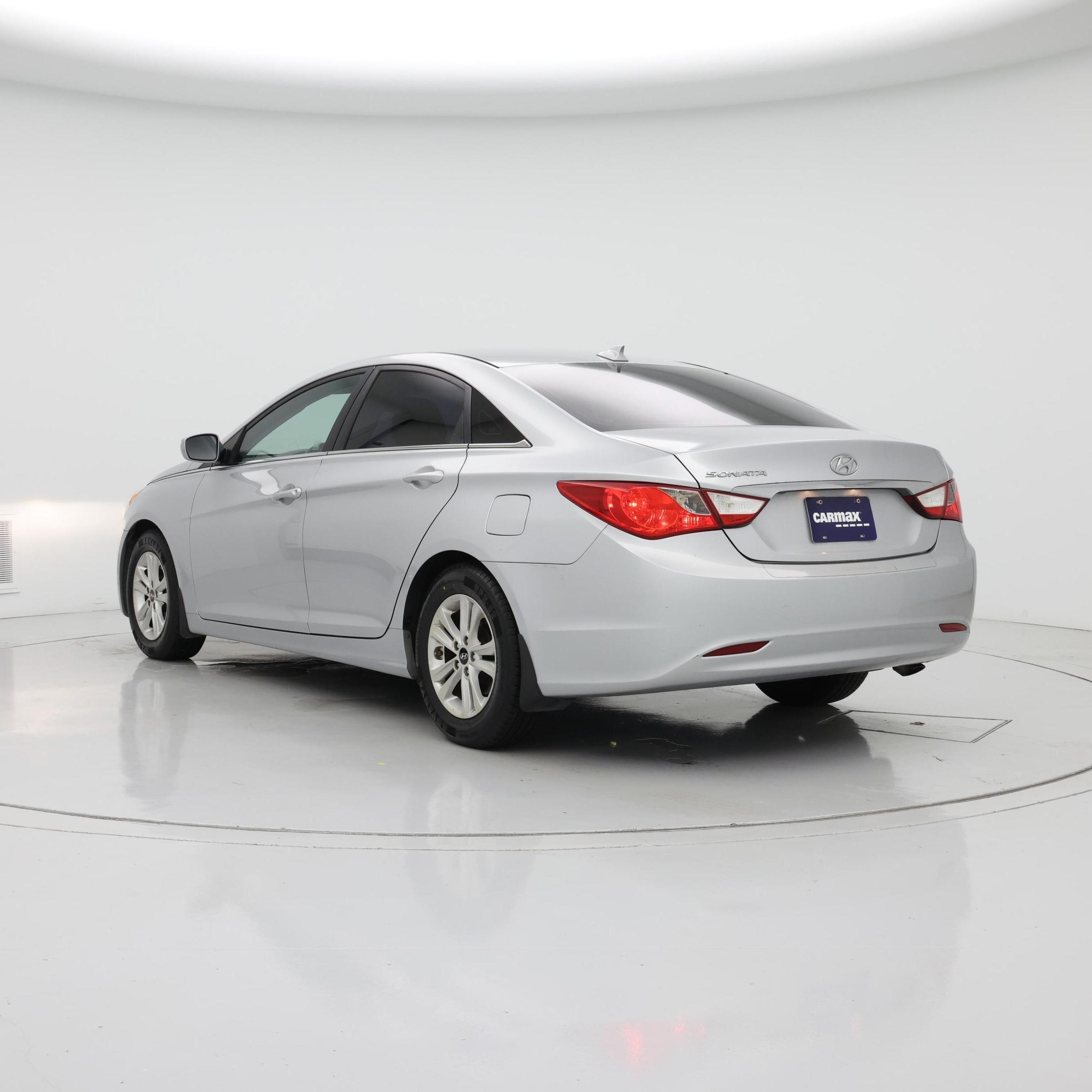 Thumbnail: 2013 Hyundai Sonata - 2