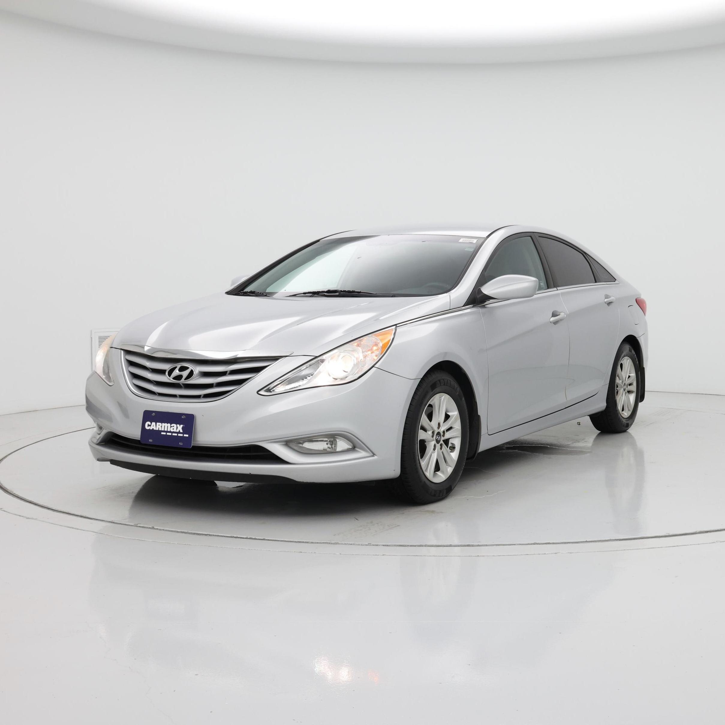 Thumbnail: 2013 Hyundai Sonata - 4