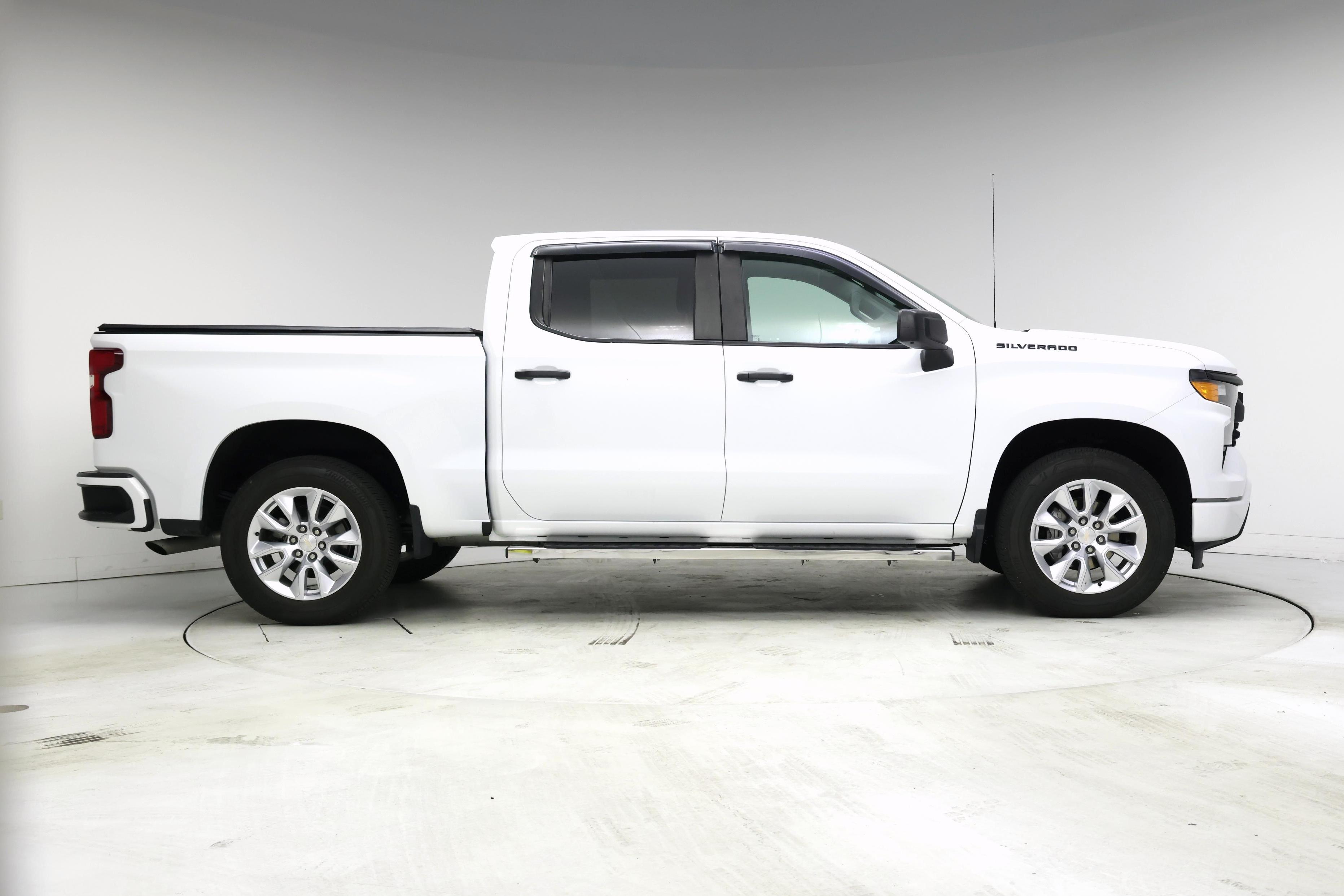 Thumbnail: 2024 Chevrolet Silverado 1500 - 7