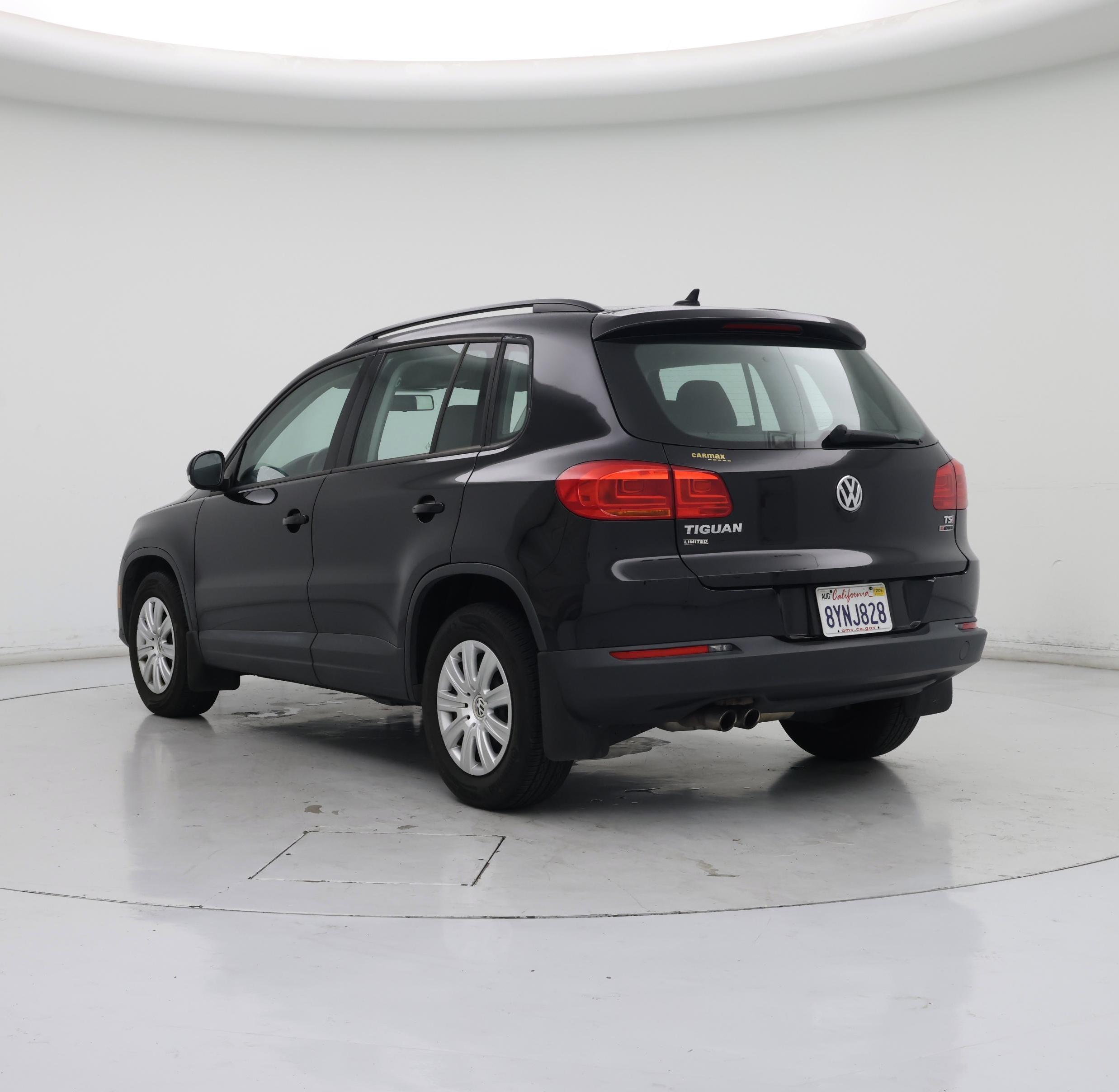 Thumbnail: 2017 Volkswagen Tiguan - 2