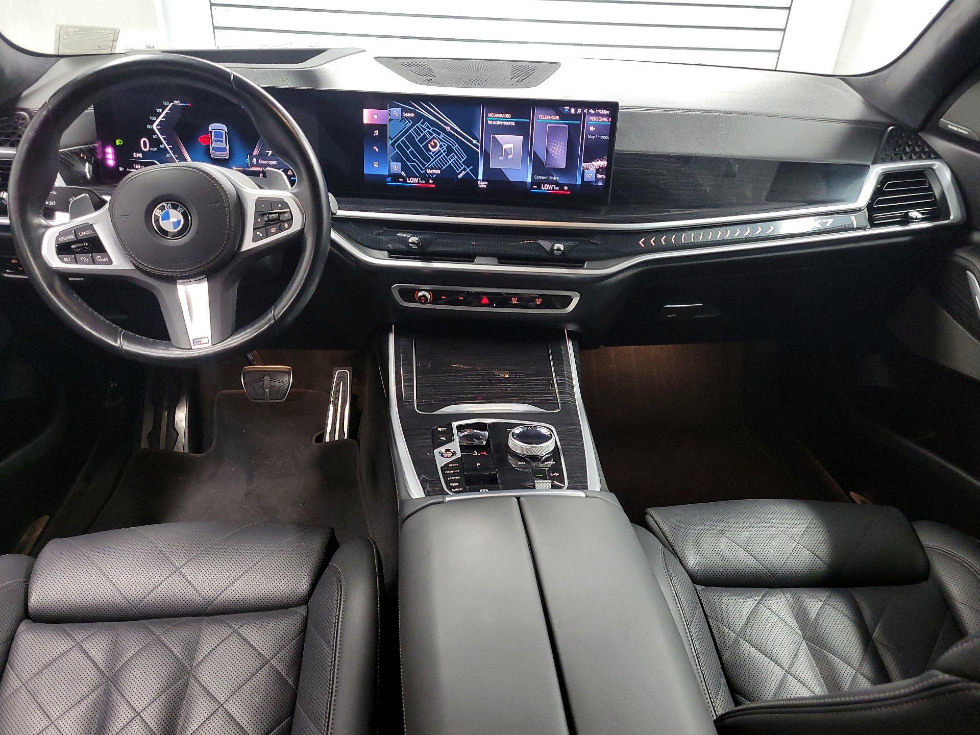 Thumbnail: 2023 BMW X7 - 9