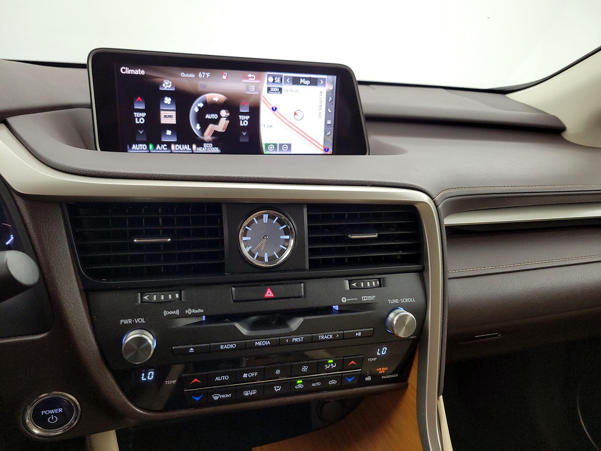 Thumbnail: 2016 Lexus RX - 17
