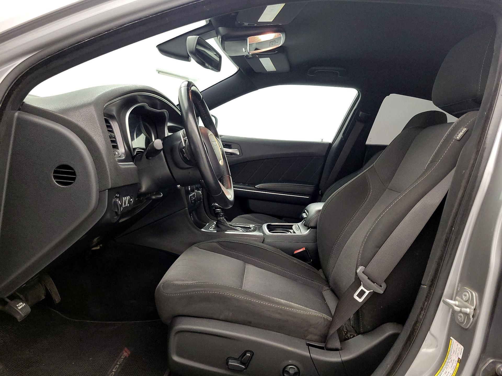 Thumbnail: 2016 Dodge Charger - 11