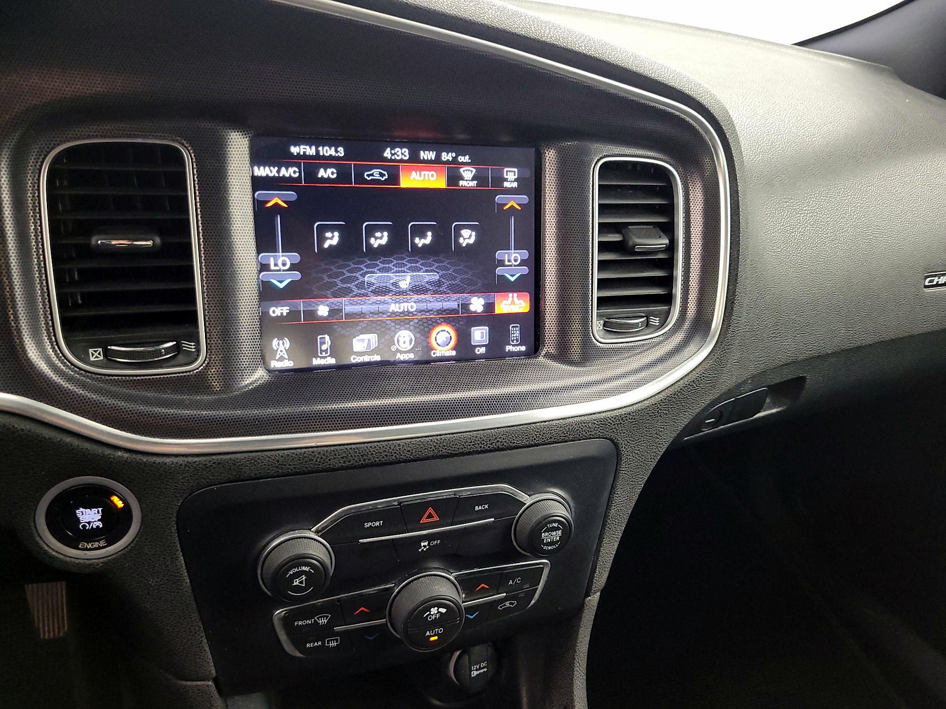 Thumbnail: 2016 Dodge Charger - 15