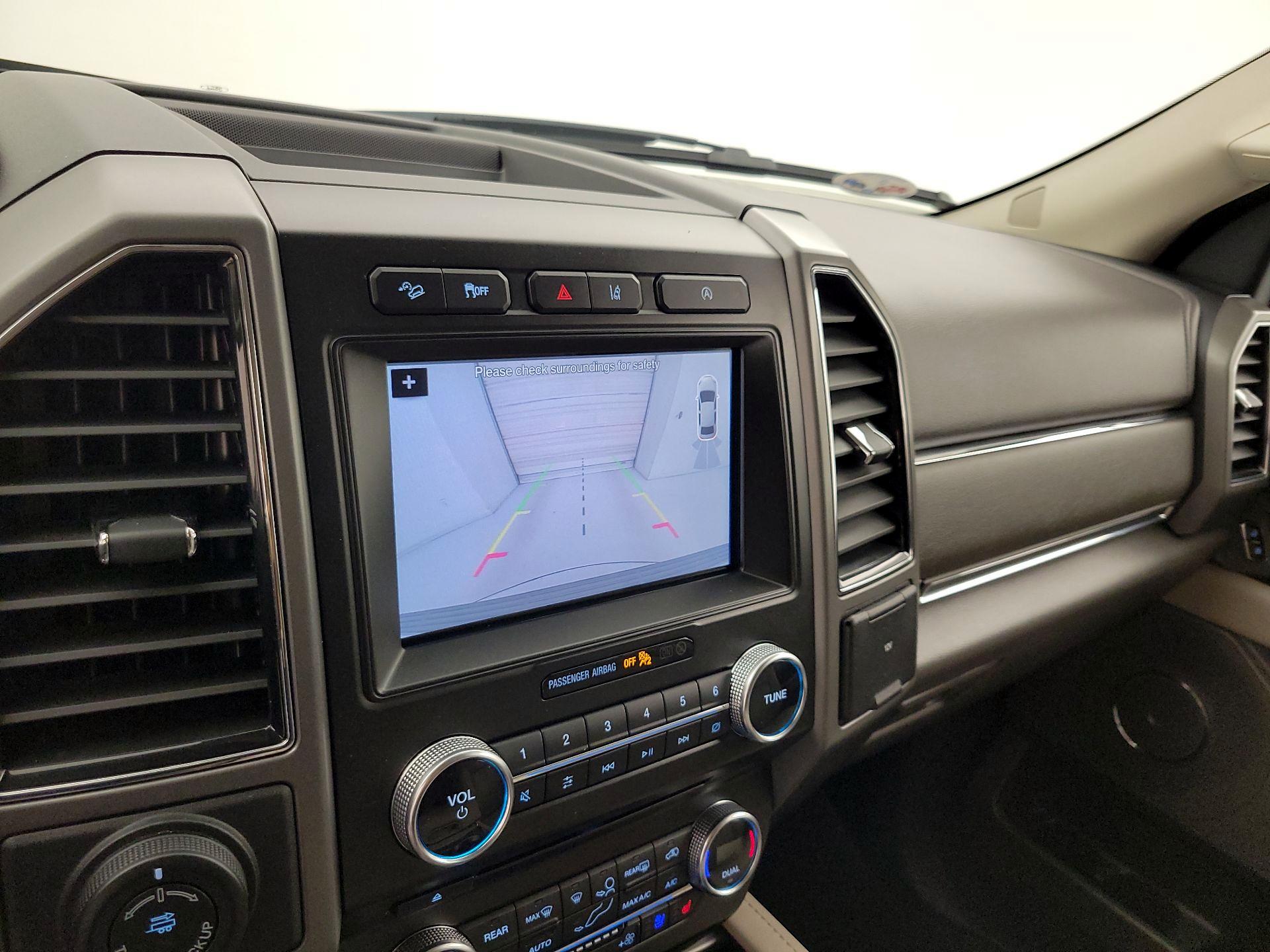 Thumbnail: 2018 Ford Expedition - 15
