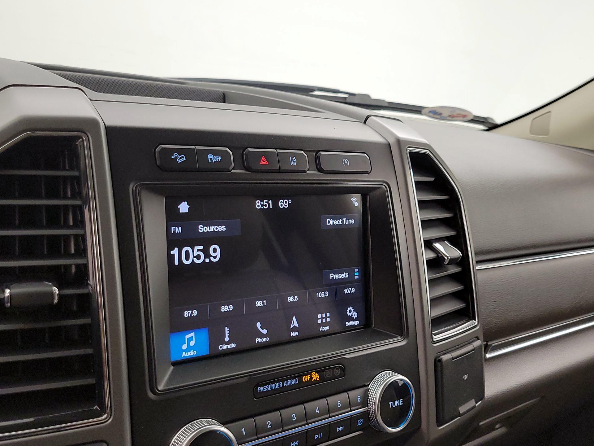 Thumbnail: 2018 Ford Expedition - 16