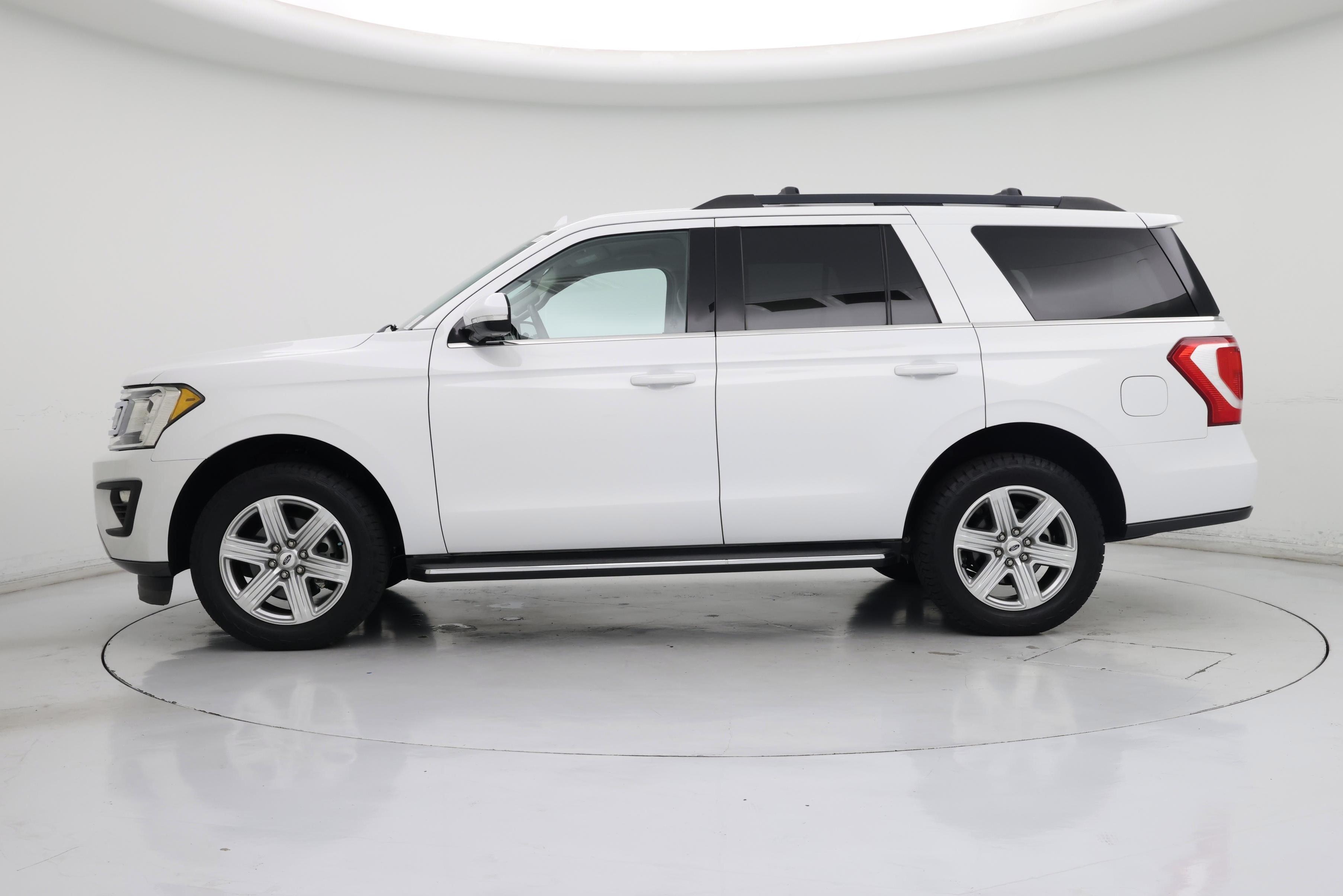 Thumbnail: 2018 Ford Expedition - 3