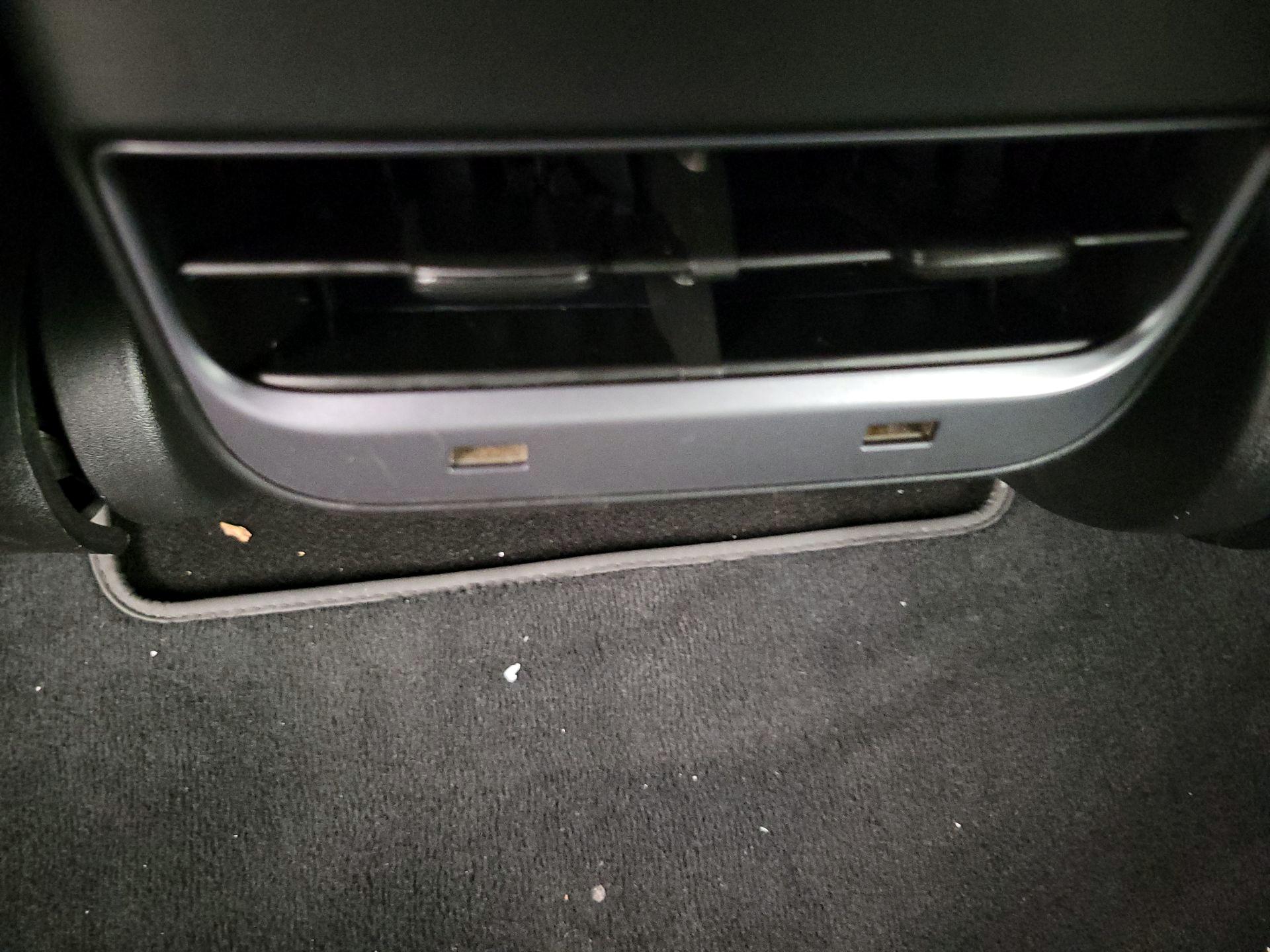Thumbnail: 2019 Tesla Model 3 - 18