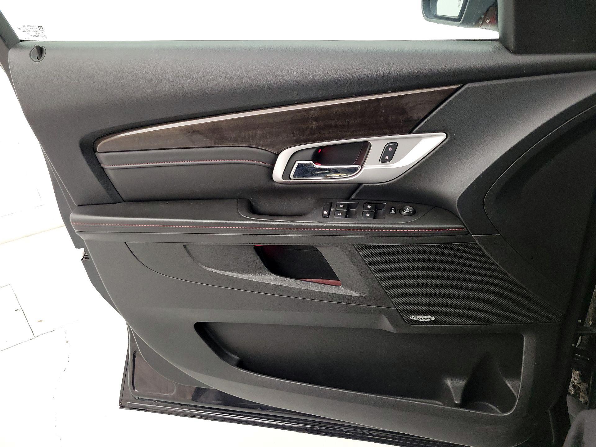 Thumbnail: 2015 GMC Terrain - 12