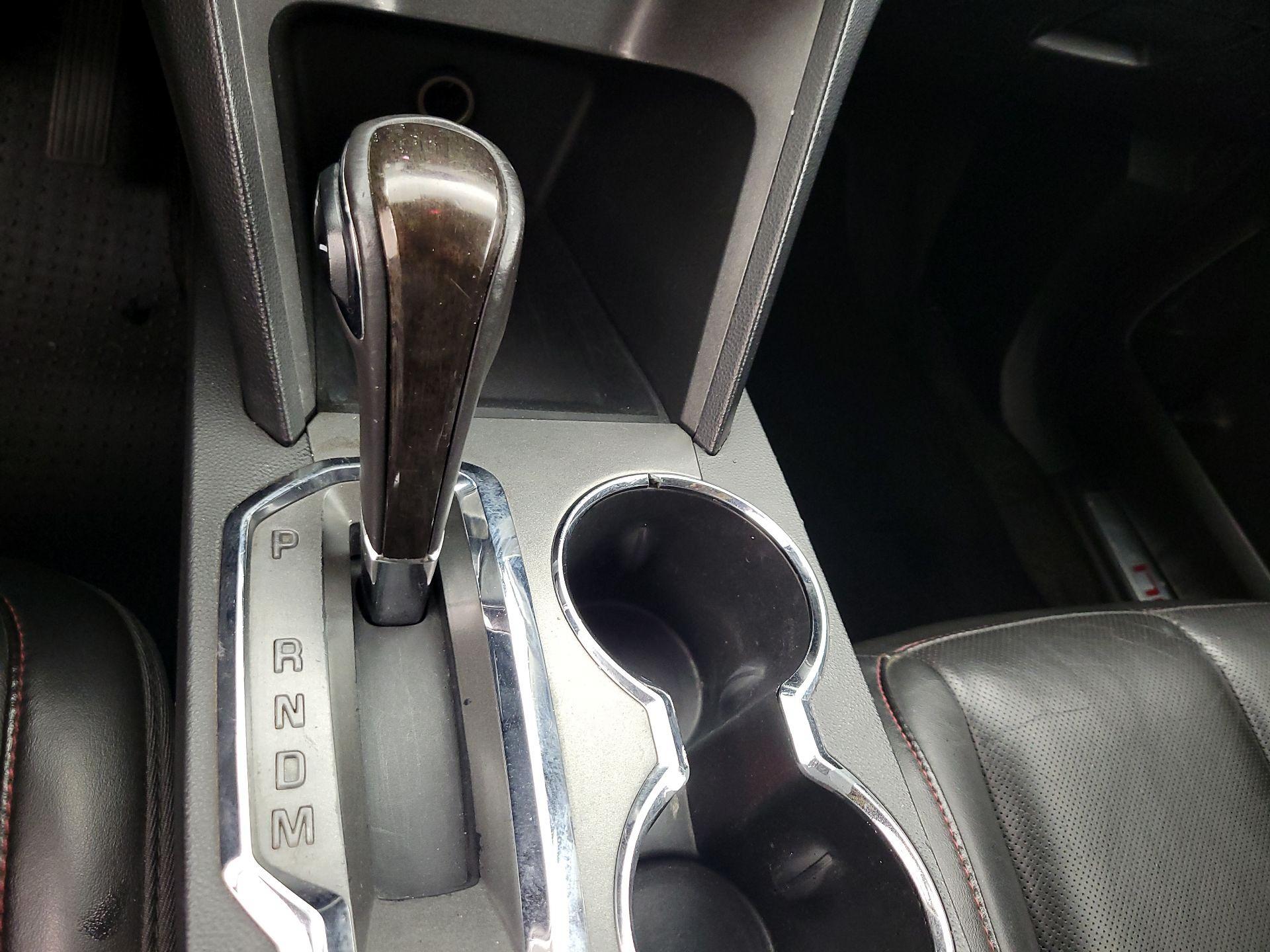 Thumbnail: 2015 GMC Terrain - 16
