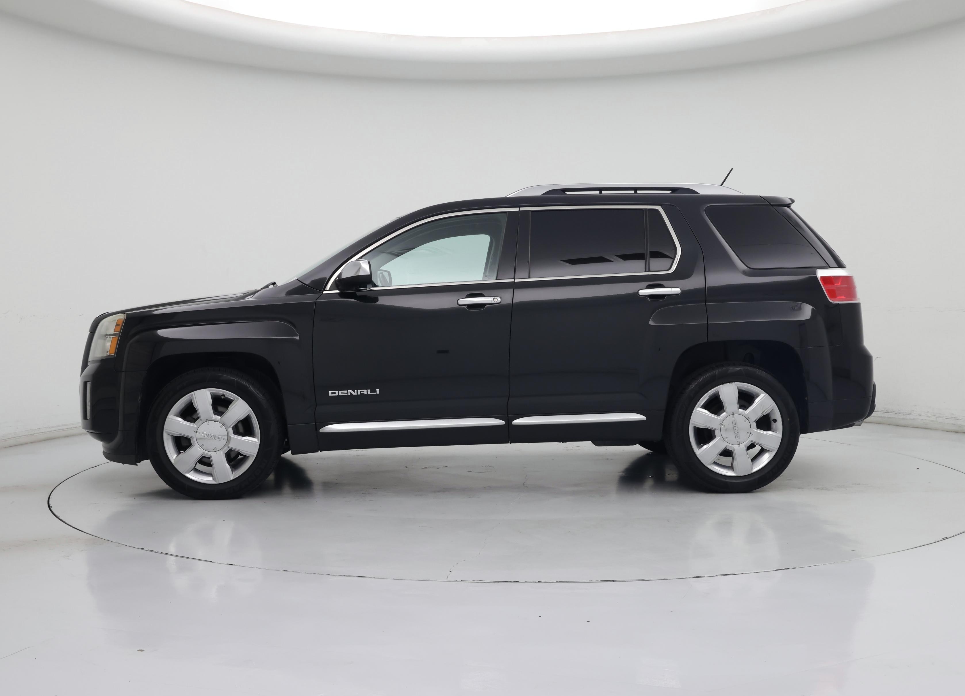Thumbnail: 2015 GMC Terrain - 3